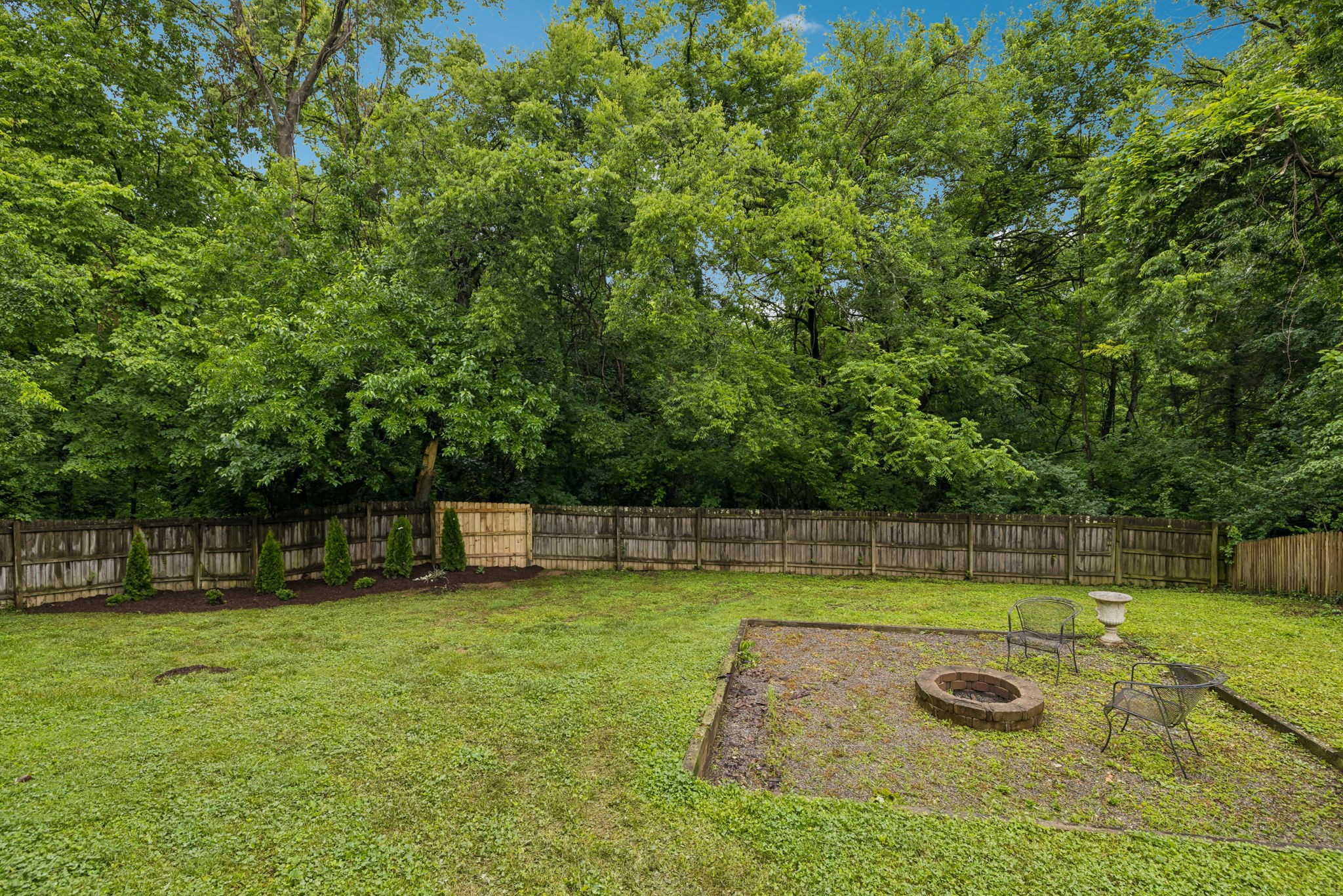813 Glenavon Ct