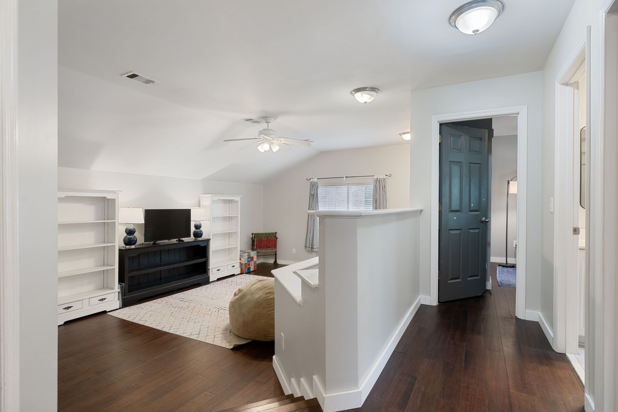 813 Glenavon Ct