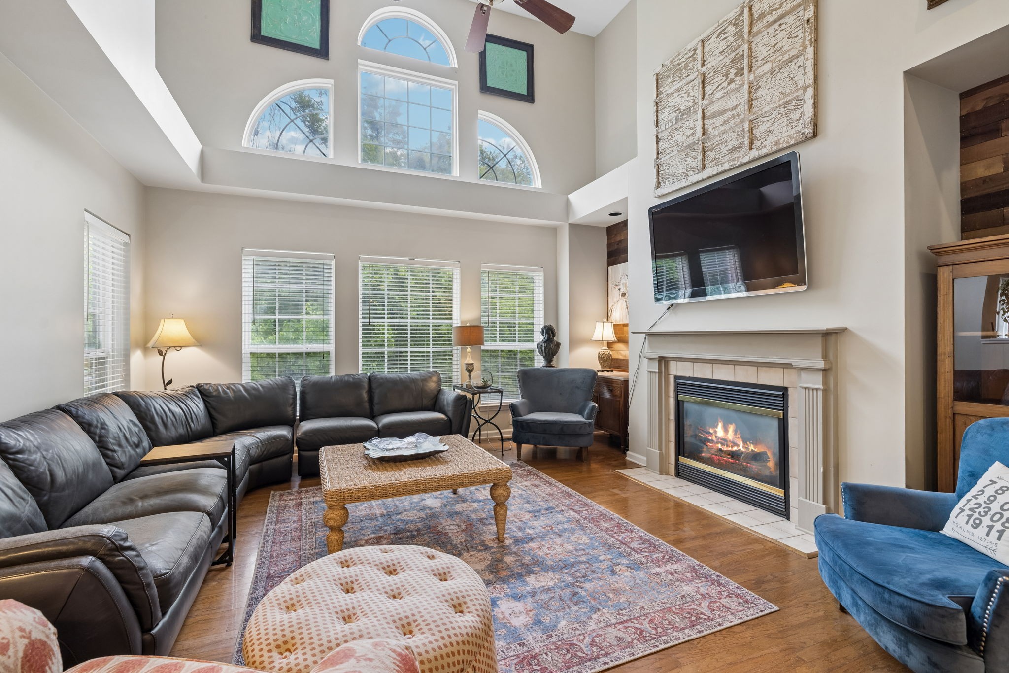 813 Glenavon Ct