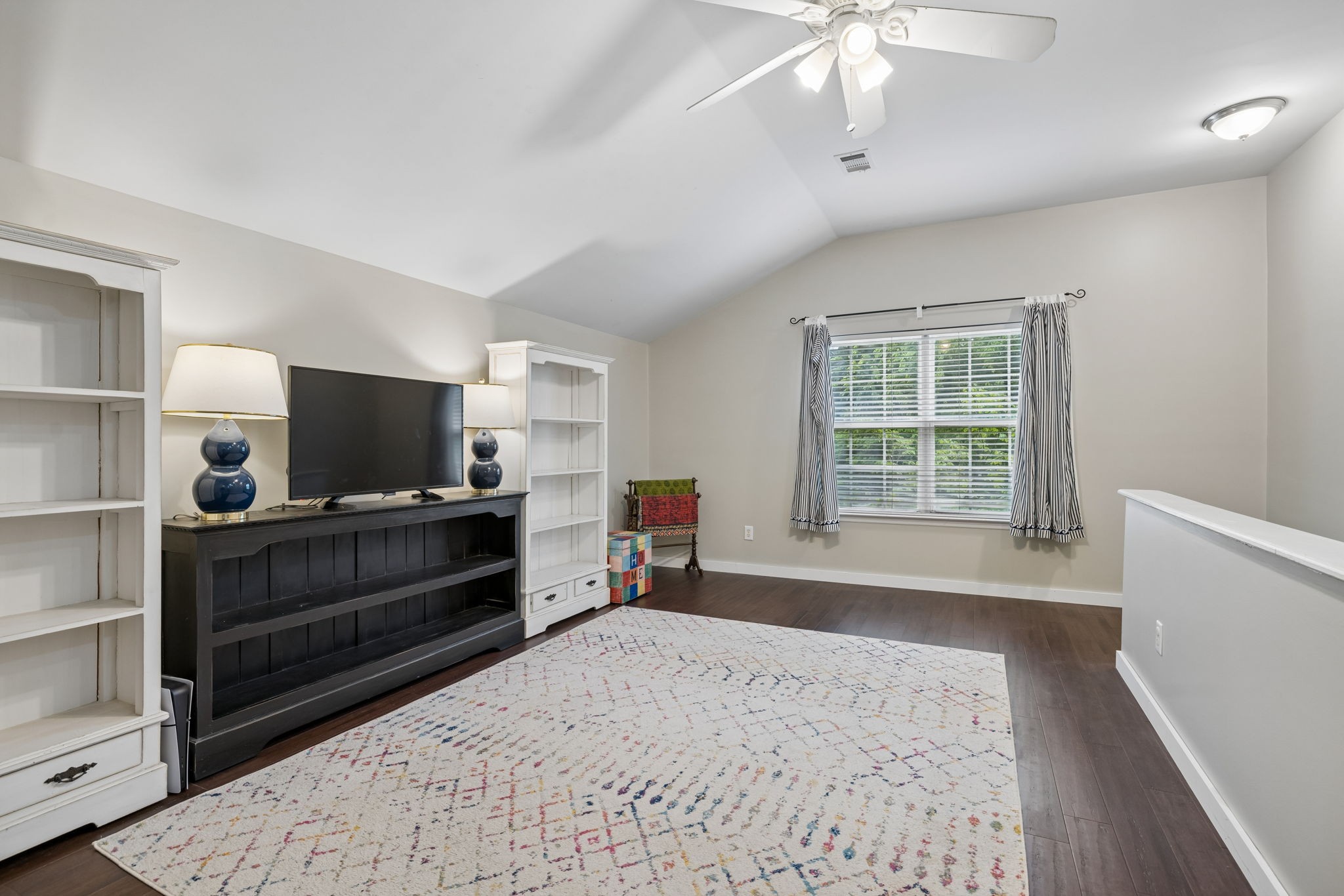 813 Glenavon Ct