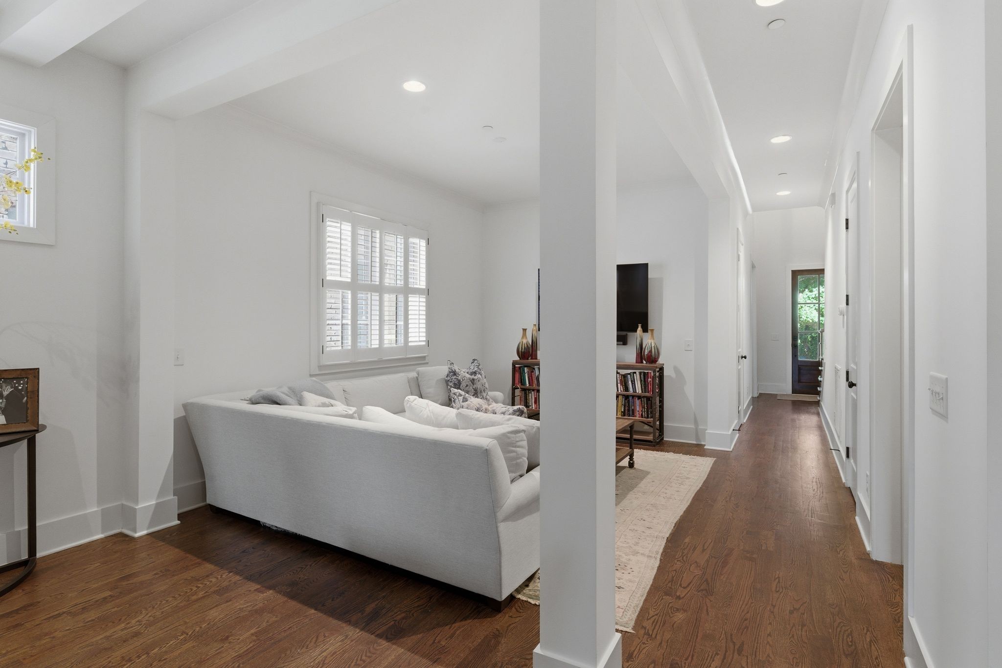 4022 Lealand Ln Unit: A
