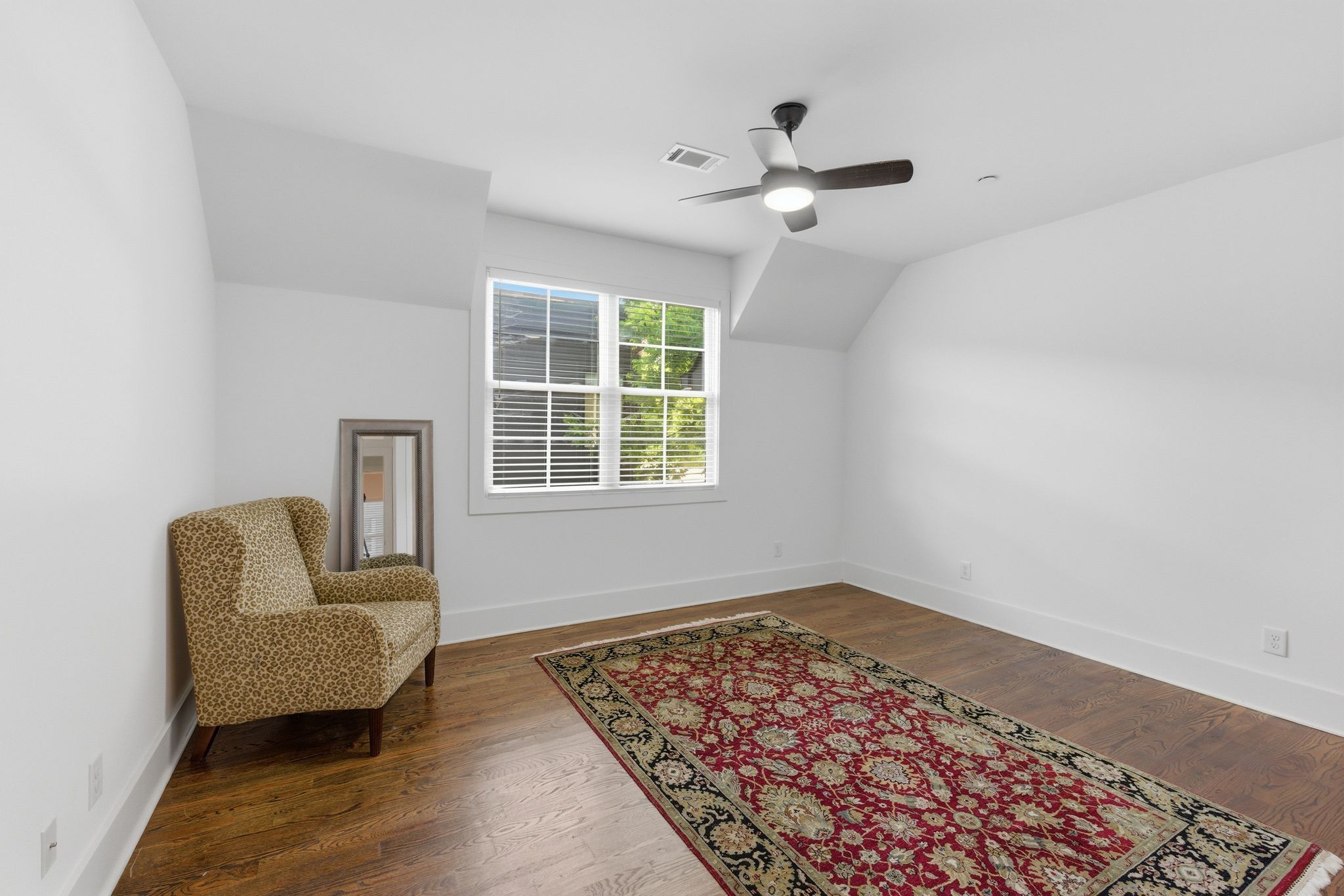 4022 Lealand Ln Unit: A