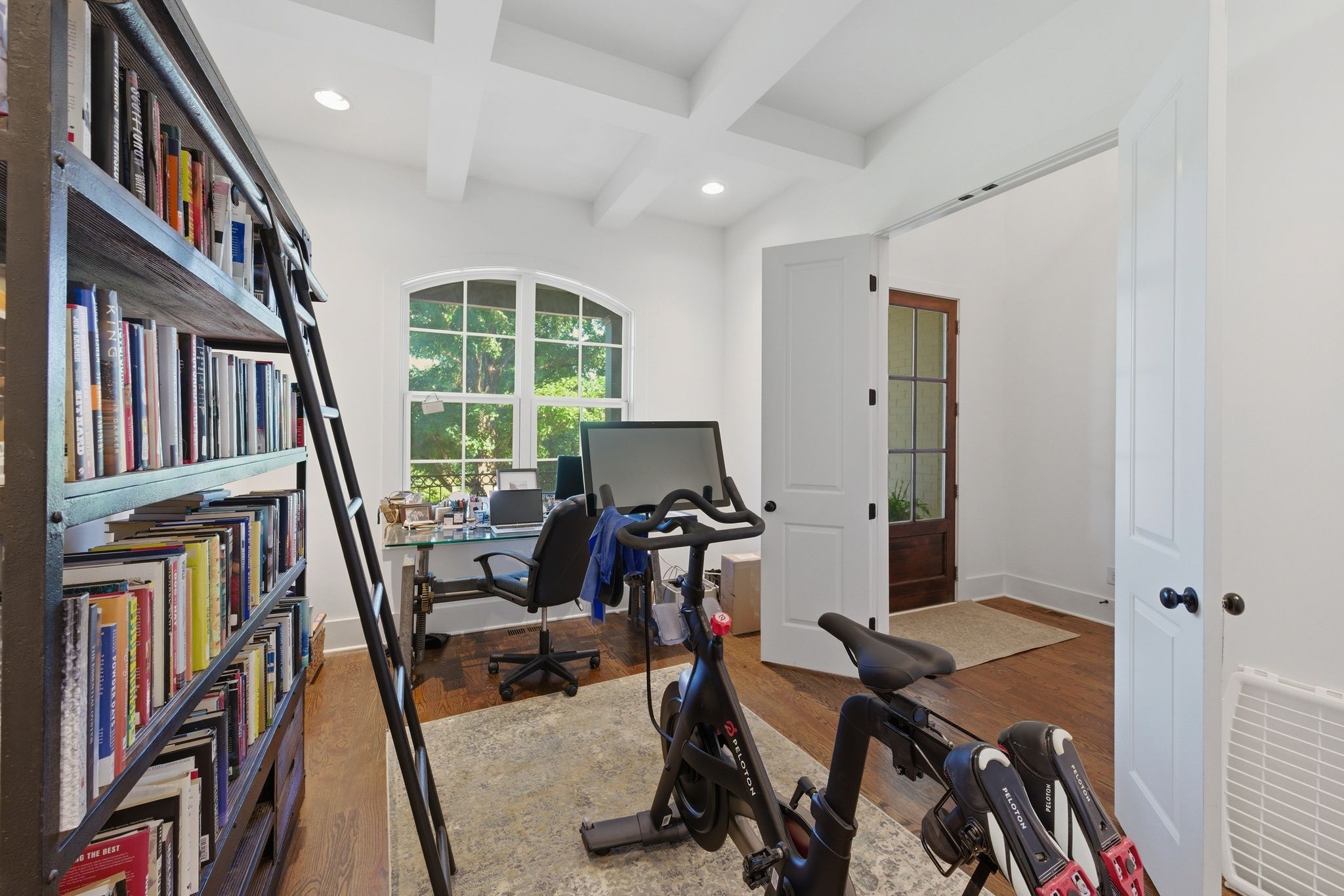 4022 Lealand Ln Unit: A