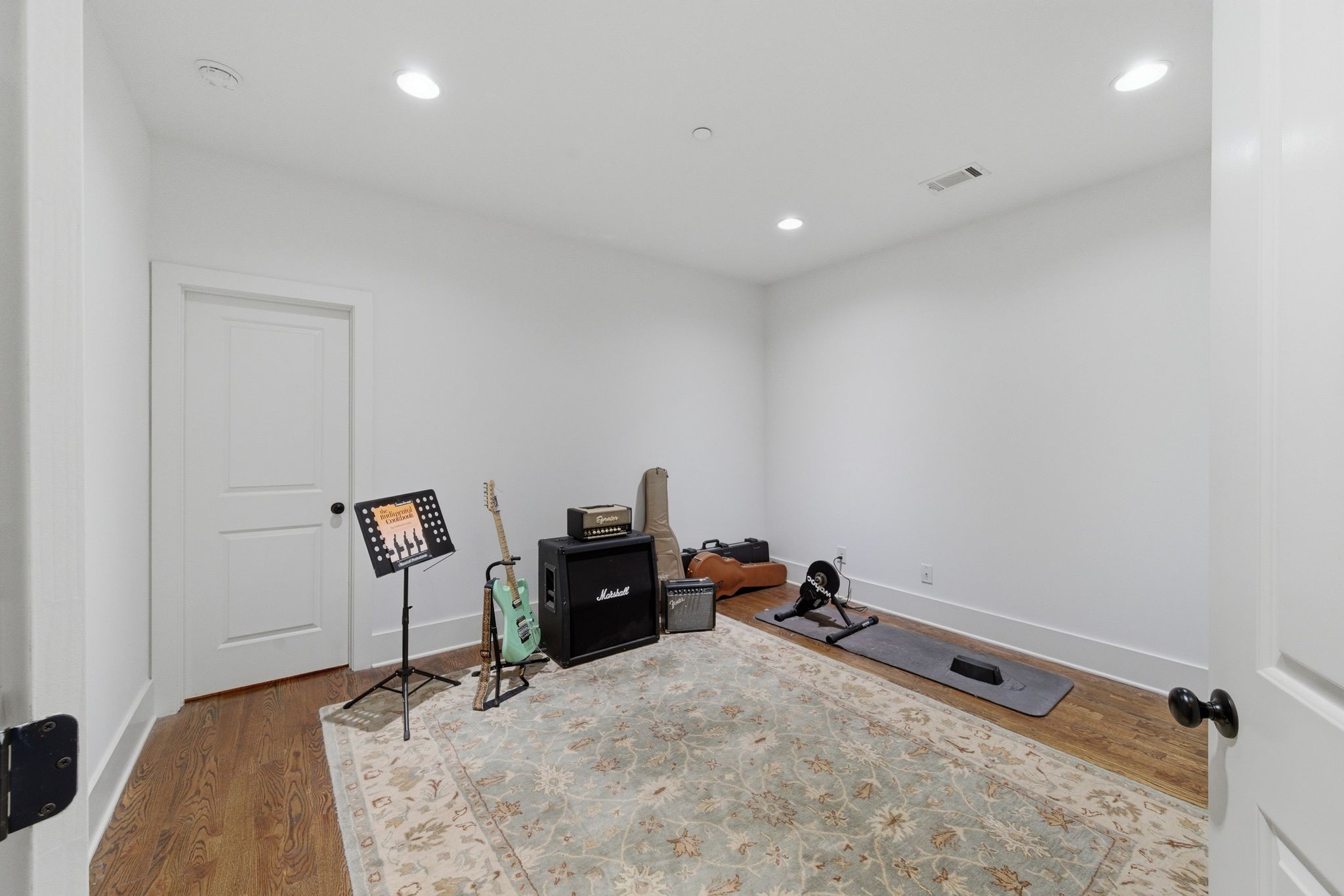 4022 Lealand Ln Unit: A