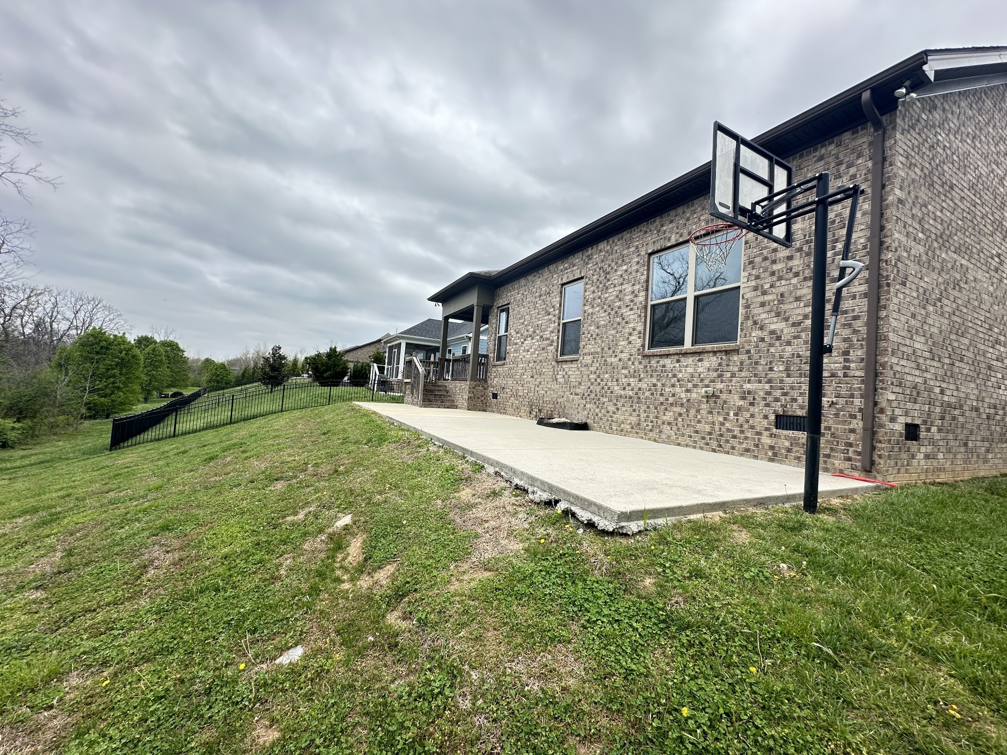 2753 Cloister Lane