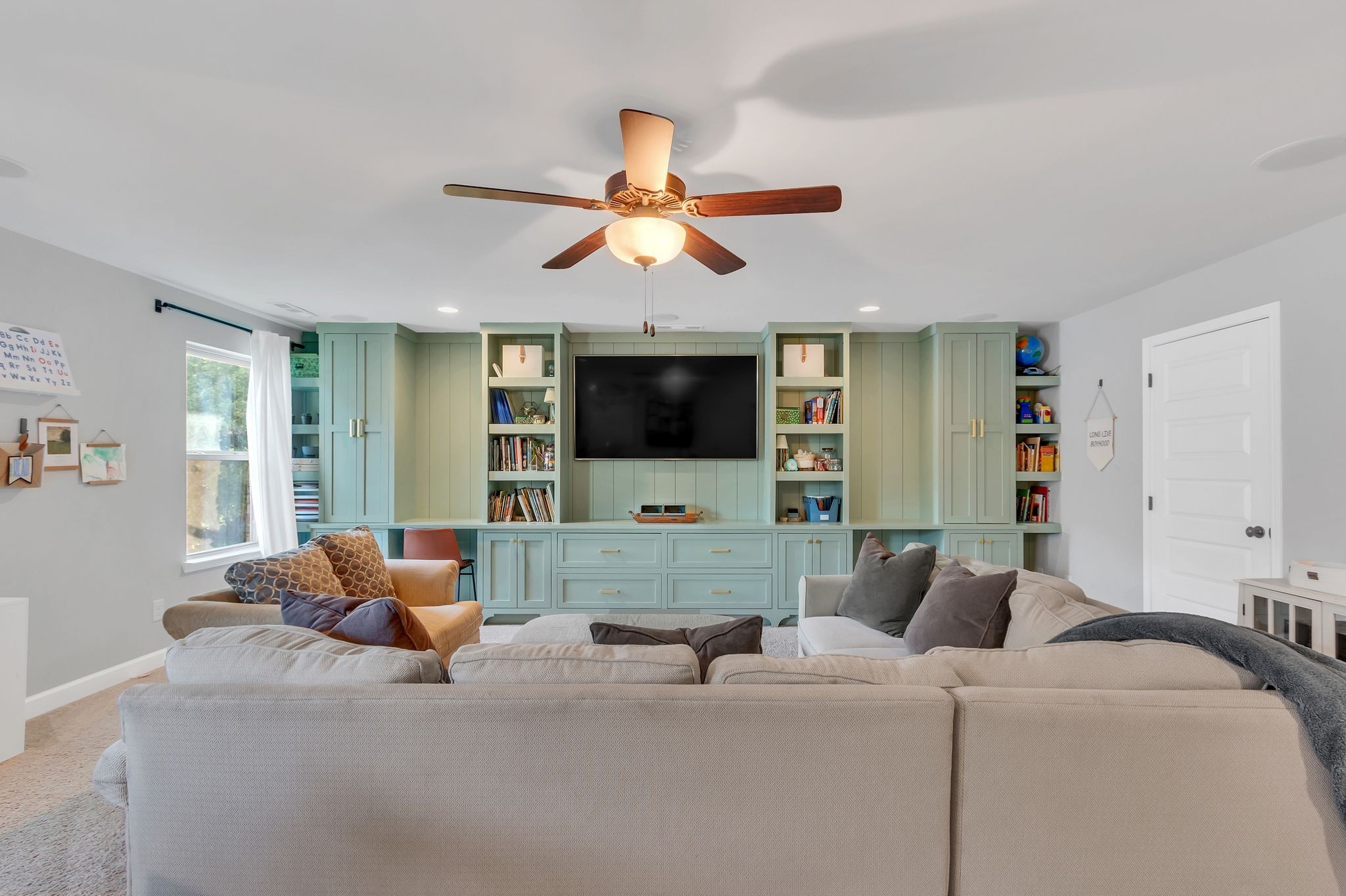 2753 Cloister Lane