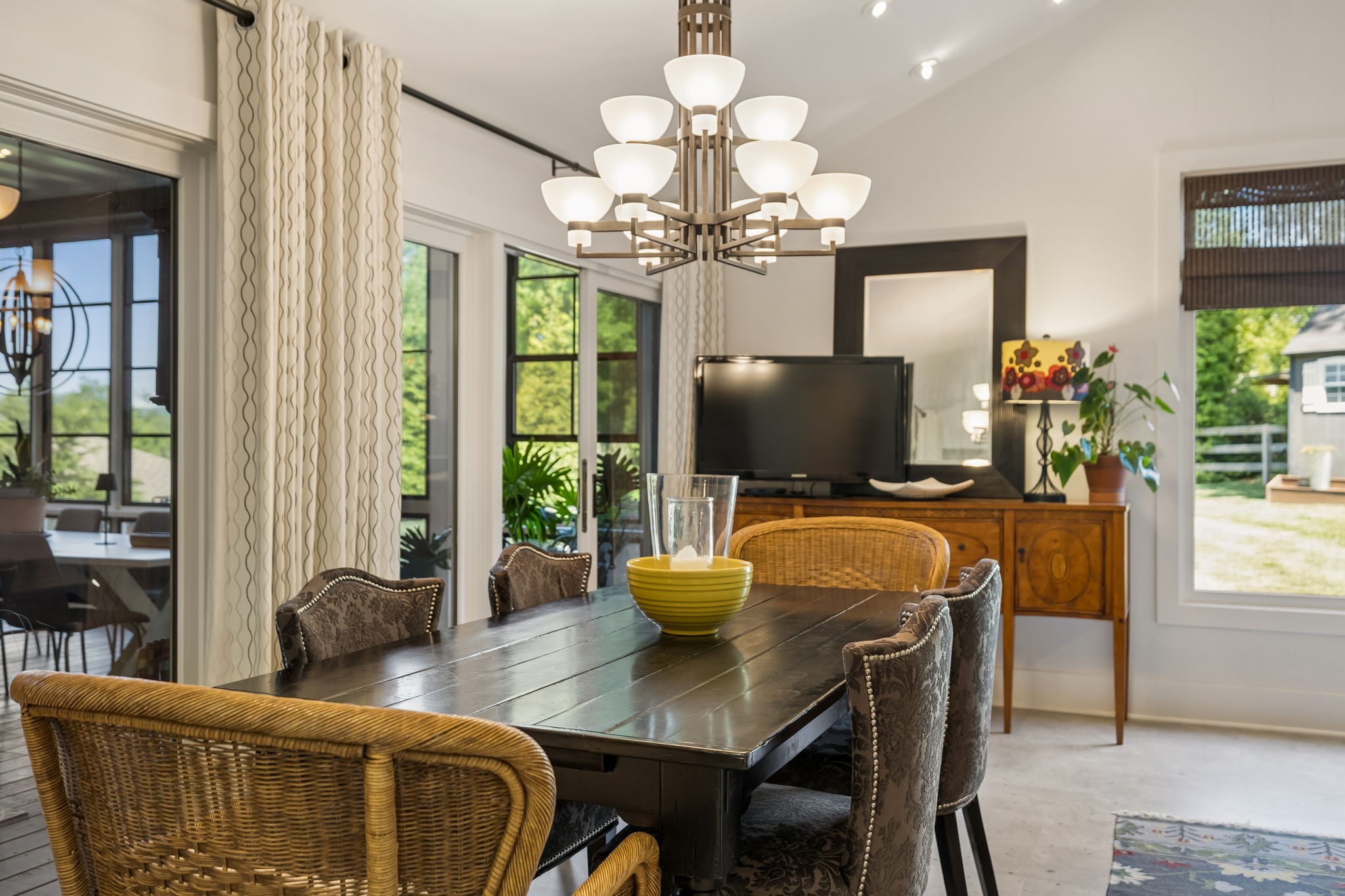8016 Cloverland Dr