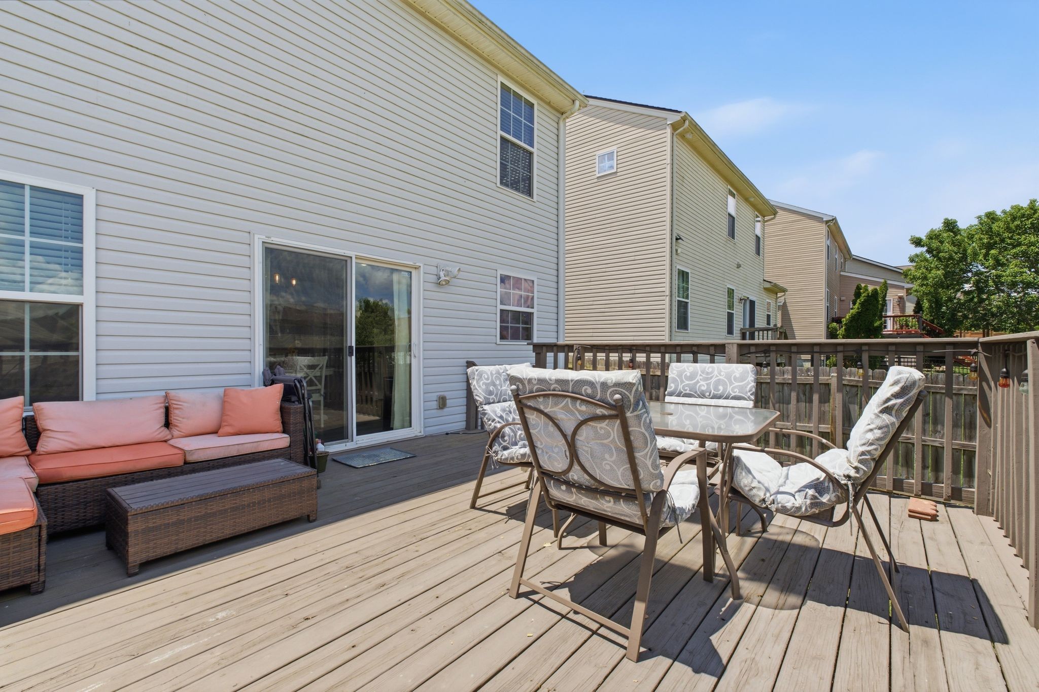 657 Wolfeboro Ln
