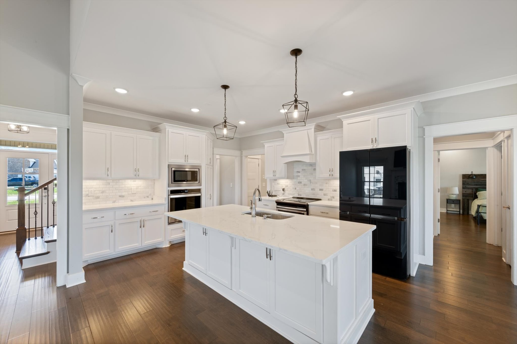 1901 Rhonda Dr