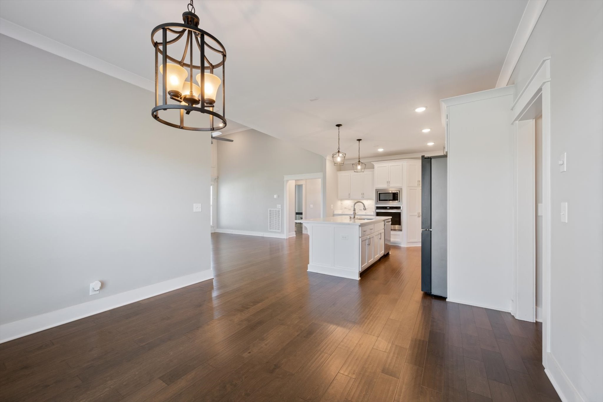1901 Rhonda Dr