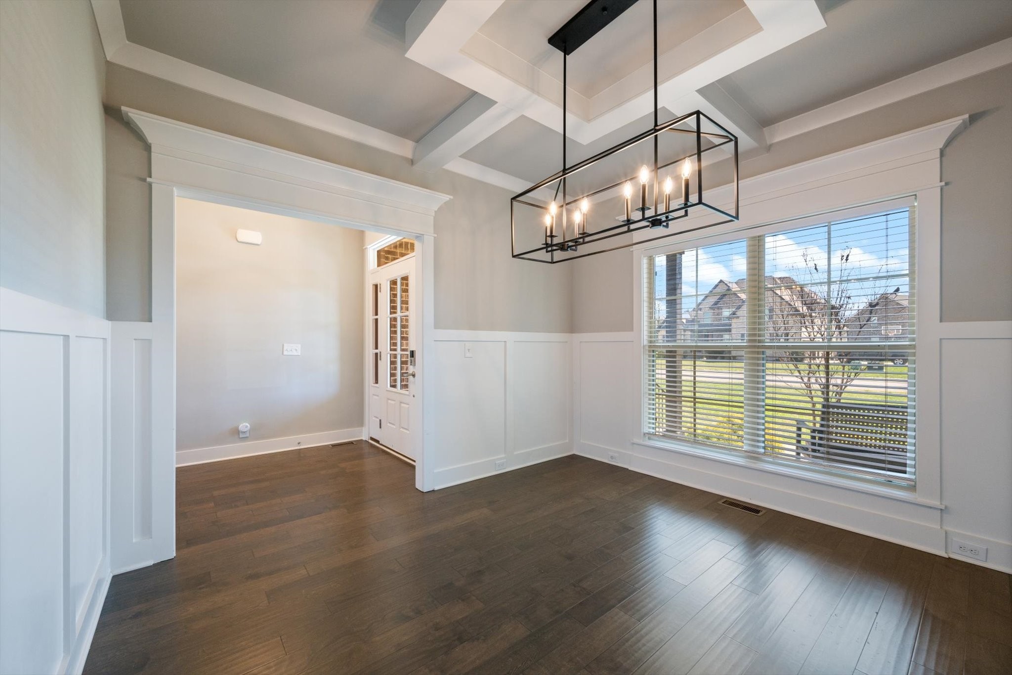 1901 Rhonda Dr