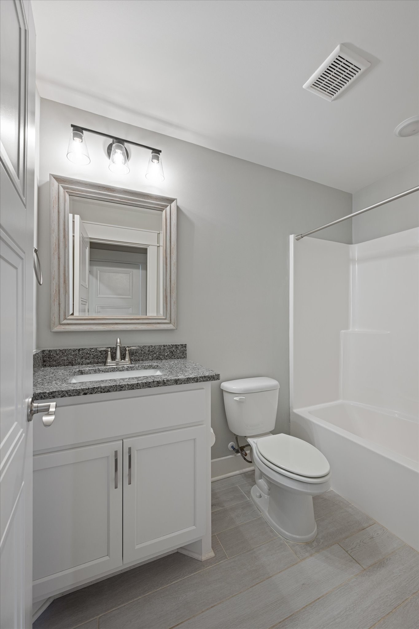 1901 Rhonda Dr