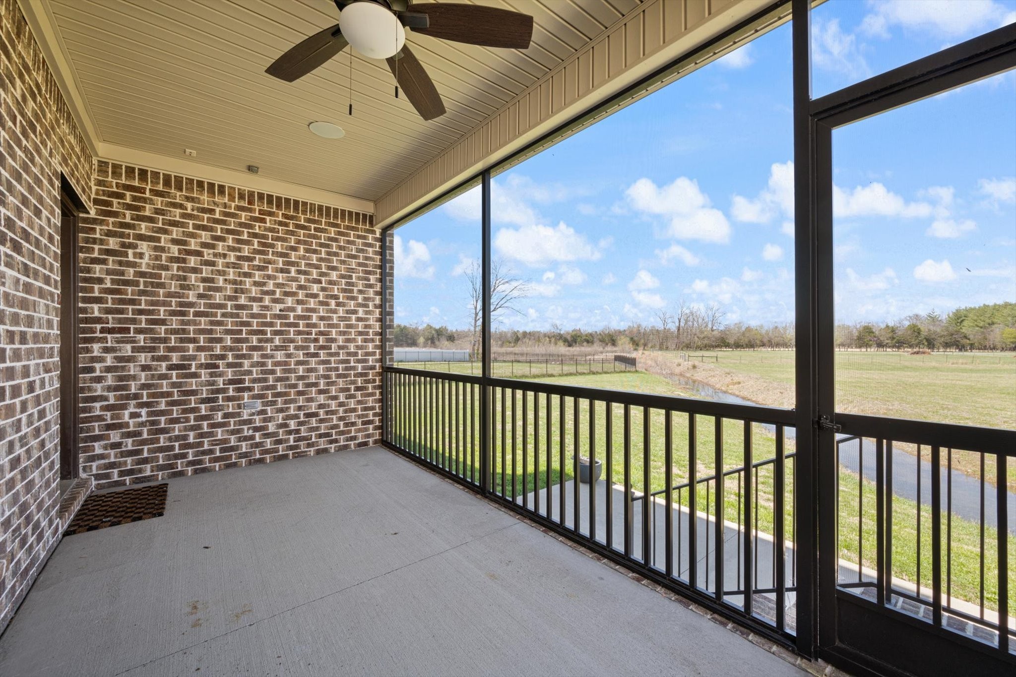 1901 Rhonda Dr