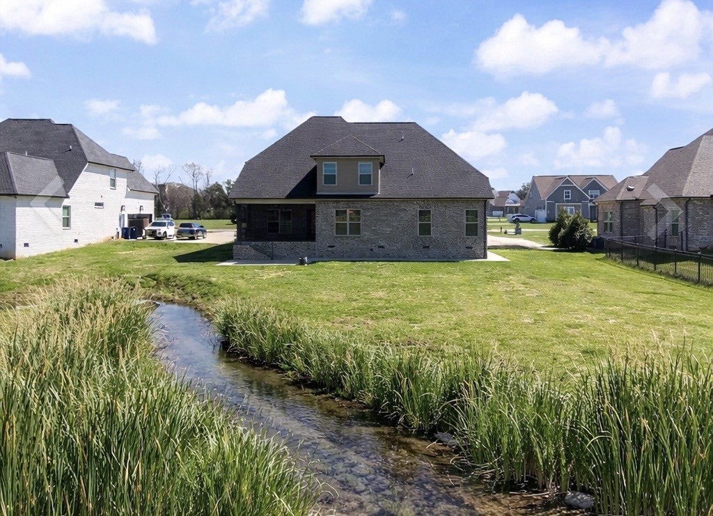 1901 Rhonda Dr