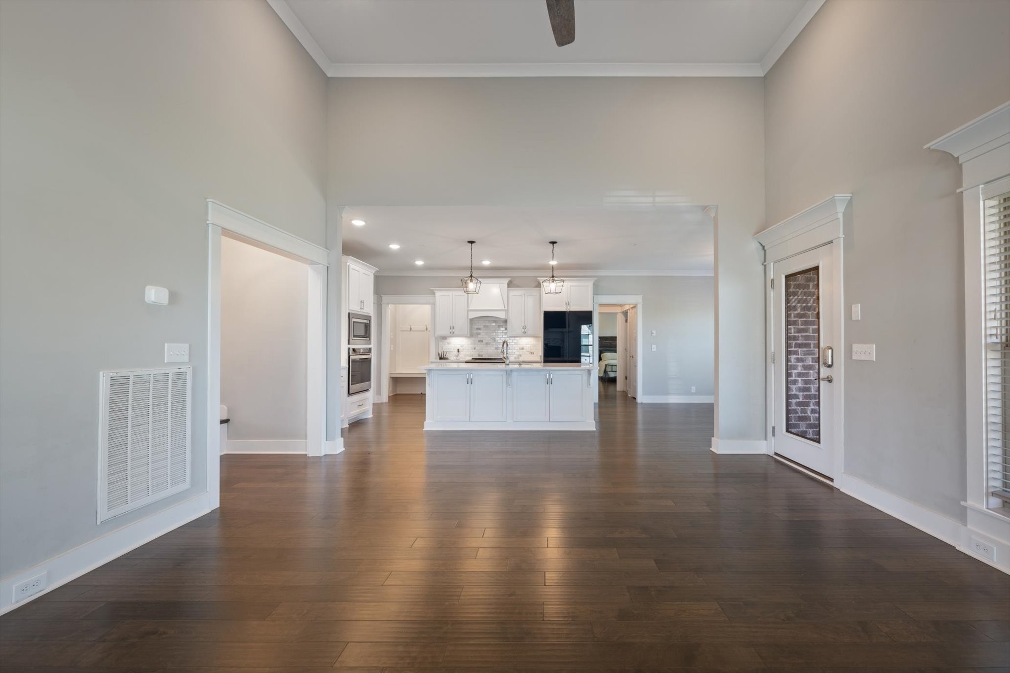 1901 Rhonda Dr