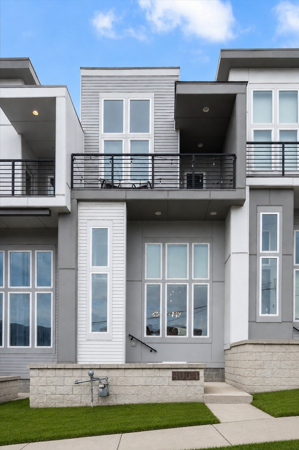 405 Avoca St Unit: 4