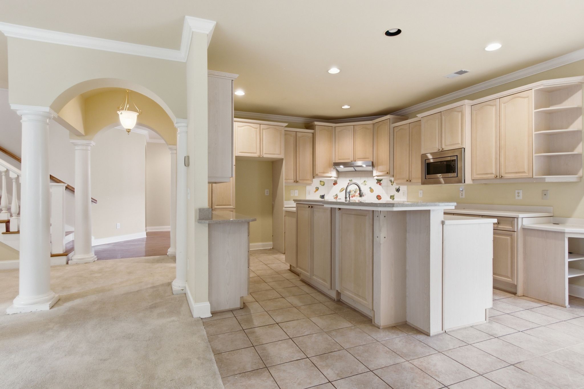 700 Pebble Springs Dr