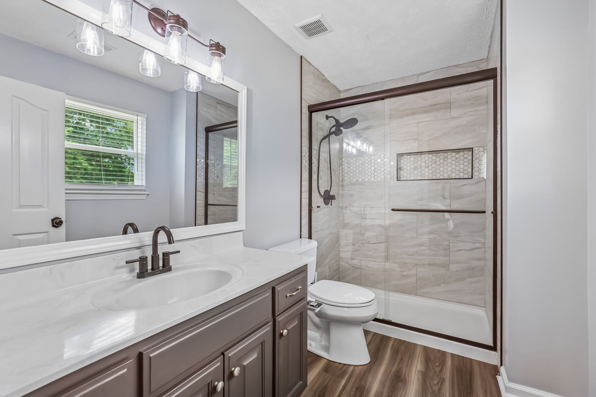 110 Ballard Ct