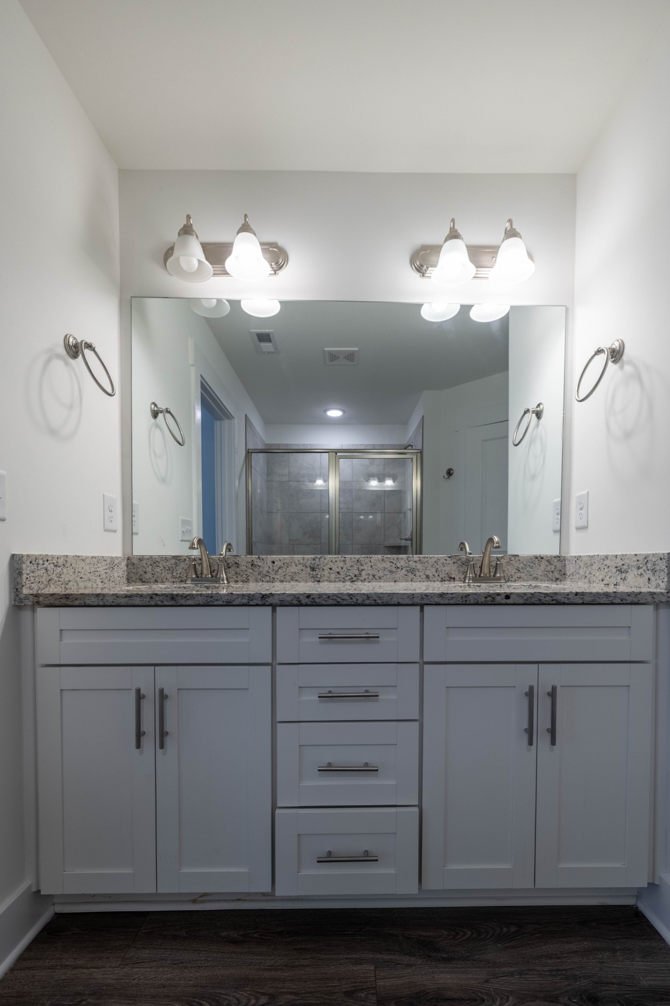 1079 Sweetleaf Dr