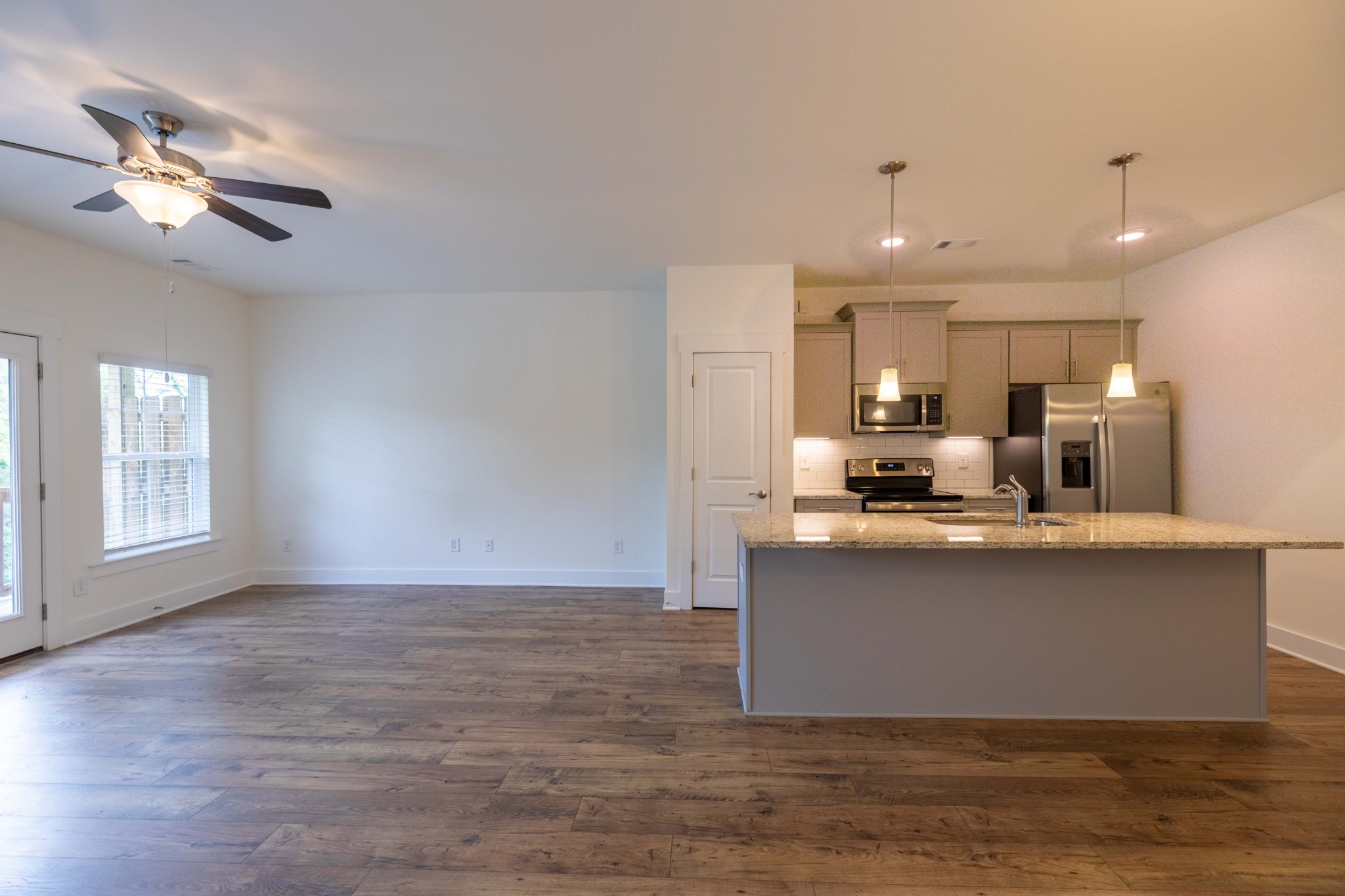 1109 Sweetleaf Dr