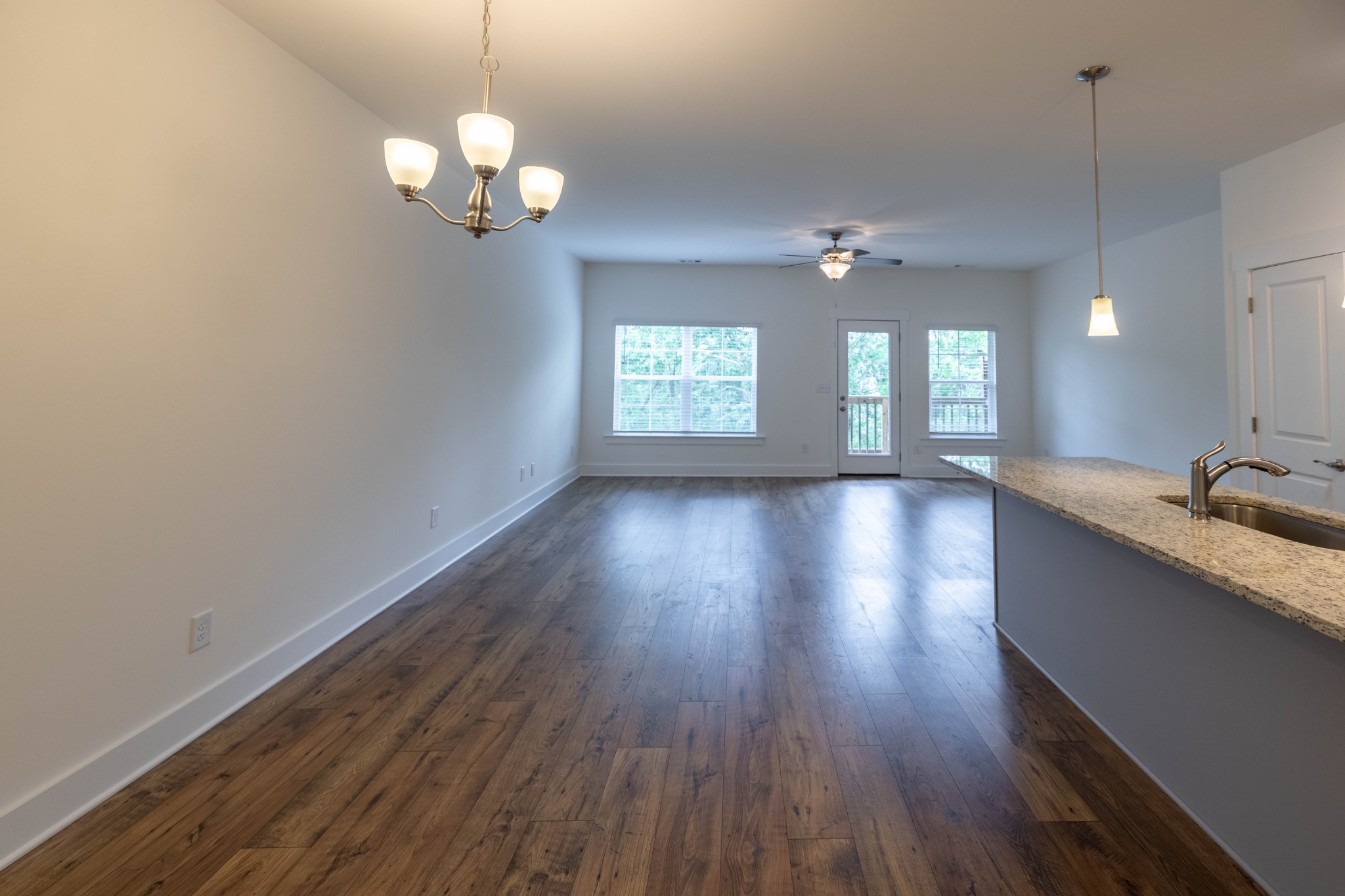 1109 Sweetleaf Dr