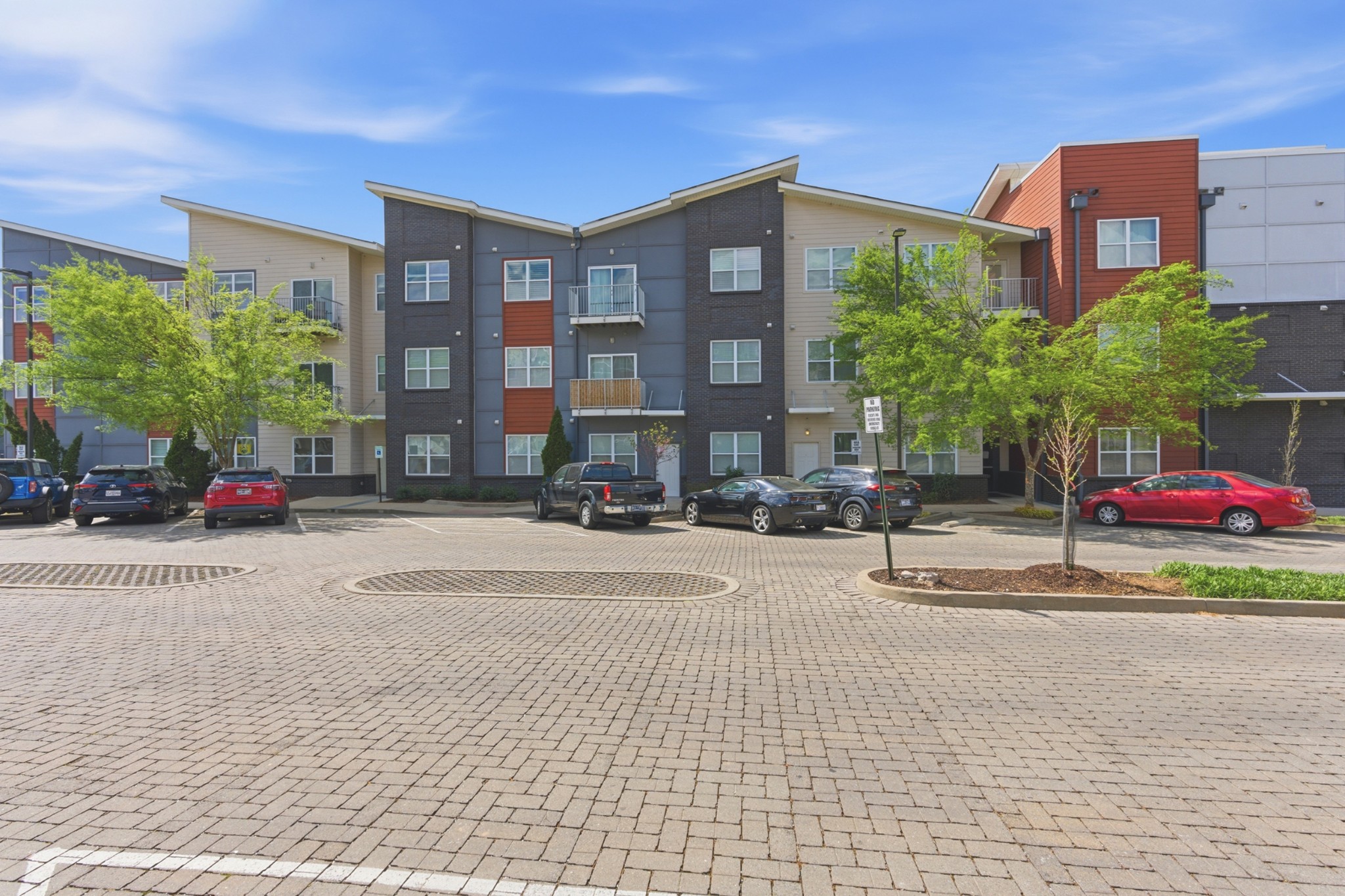 1118 Litton Ave Unit: 318