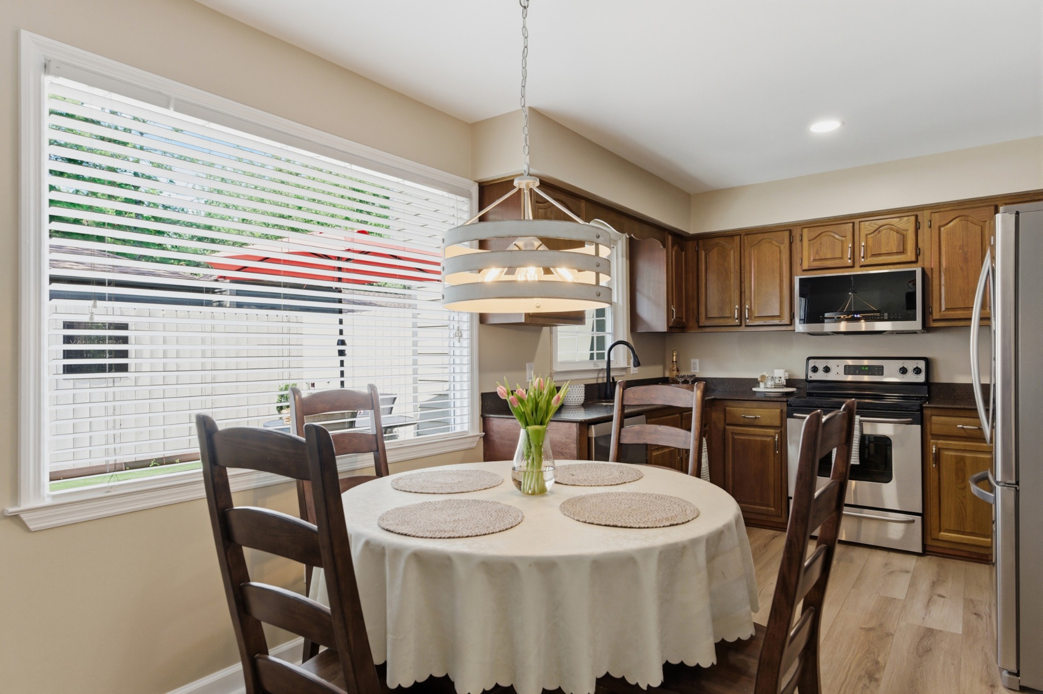 216 Highland Villa Cir