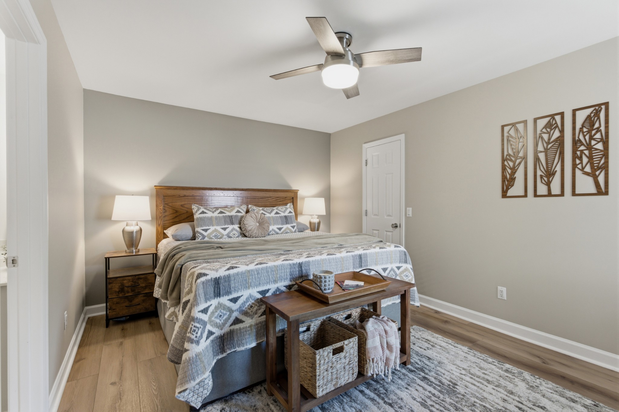 216 Highland Villa Cir