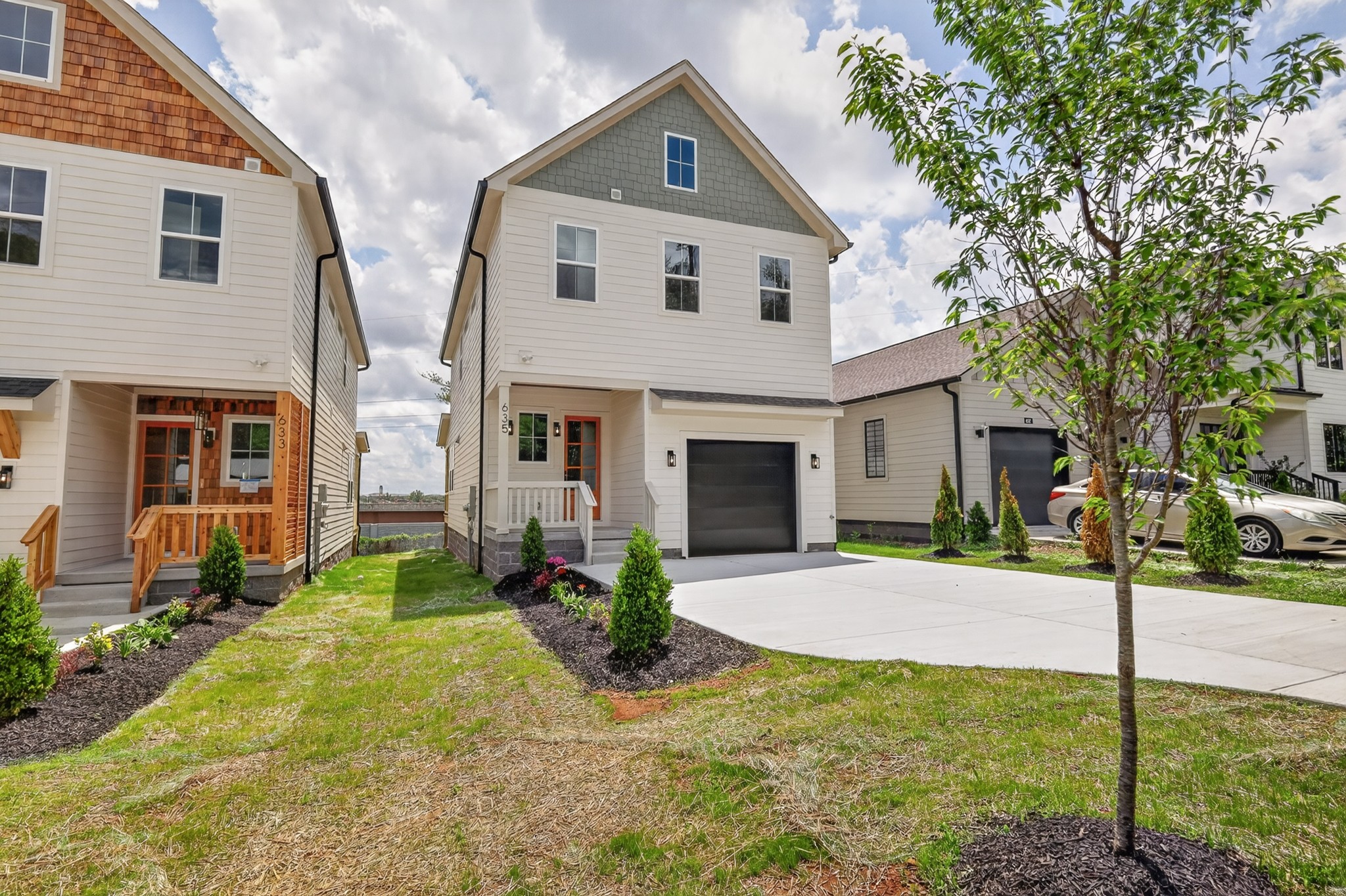 635 Clairidge Dr