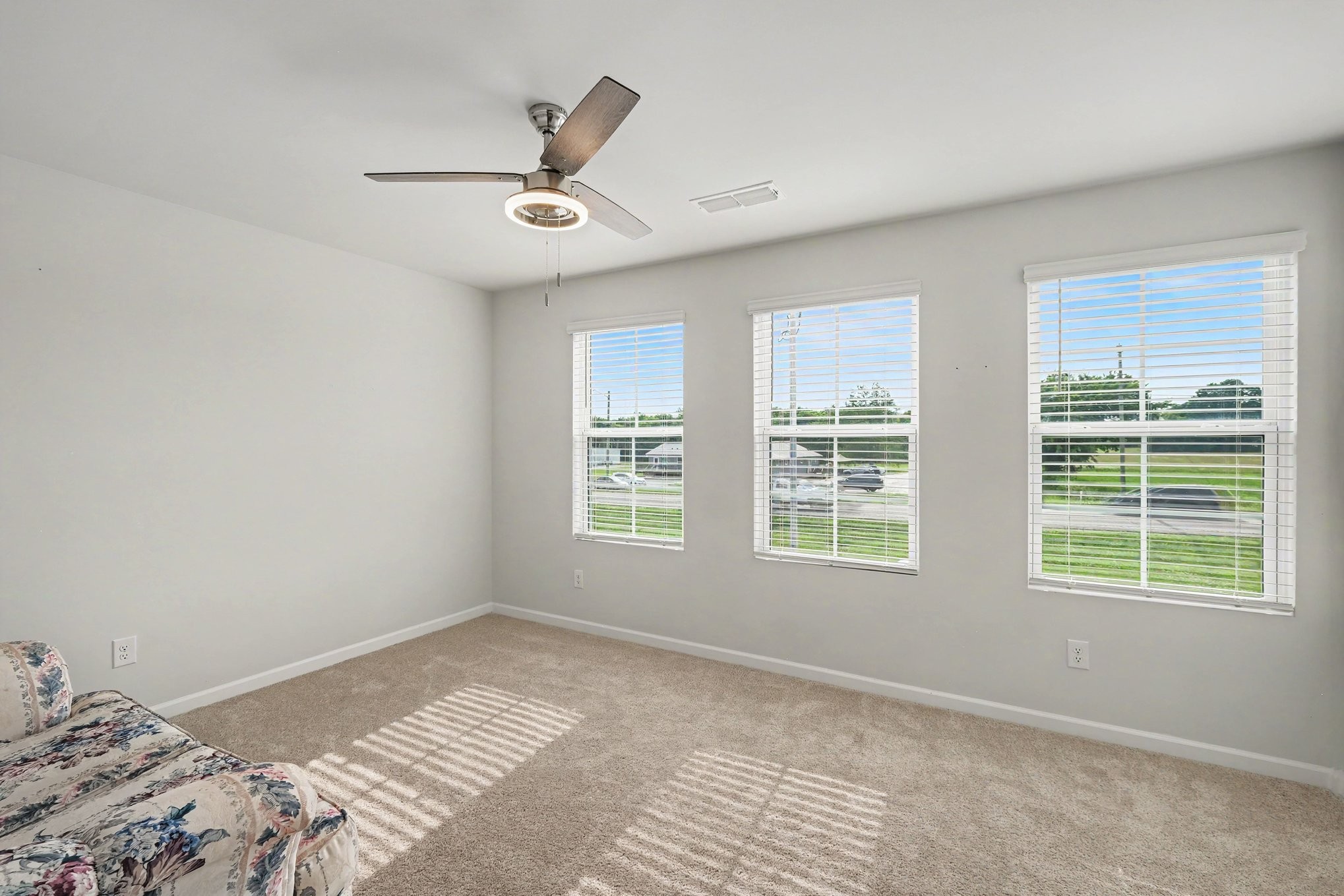 127 Grayson Cir
