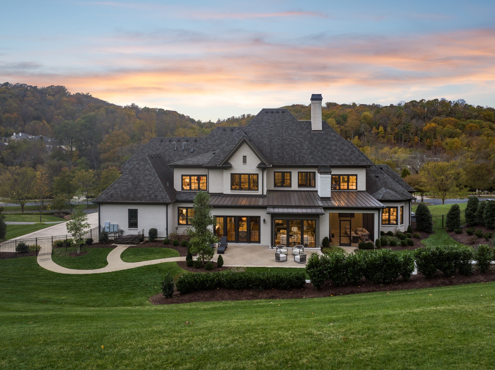 822 Windstone Blvd