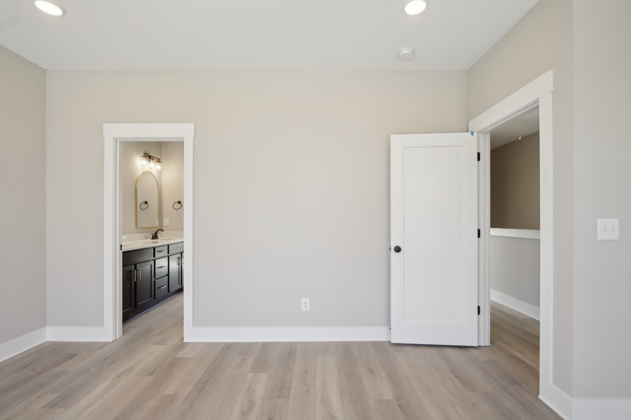 377 Archwood Dr