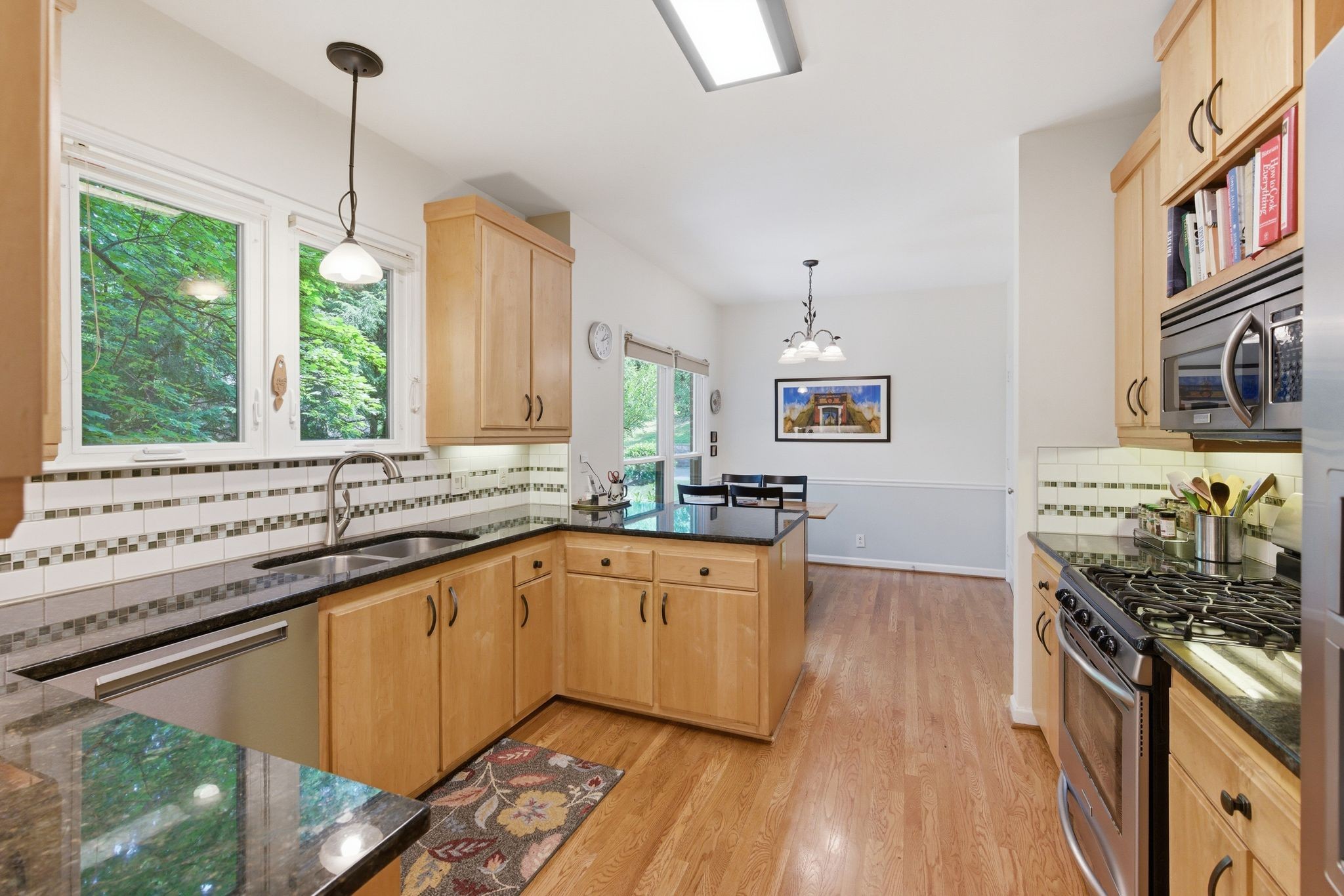 105 Stoneway Close