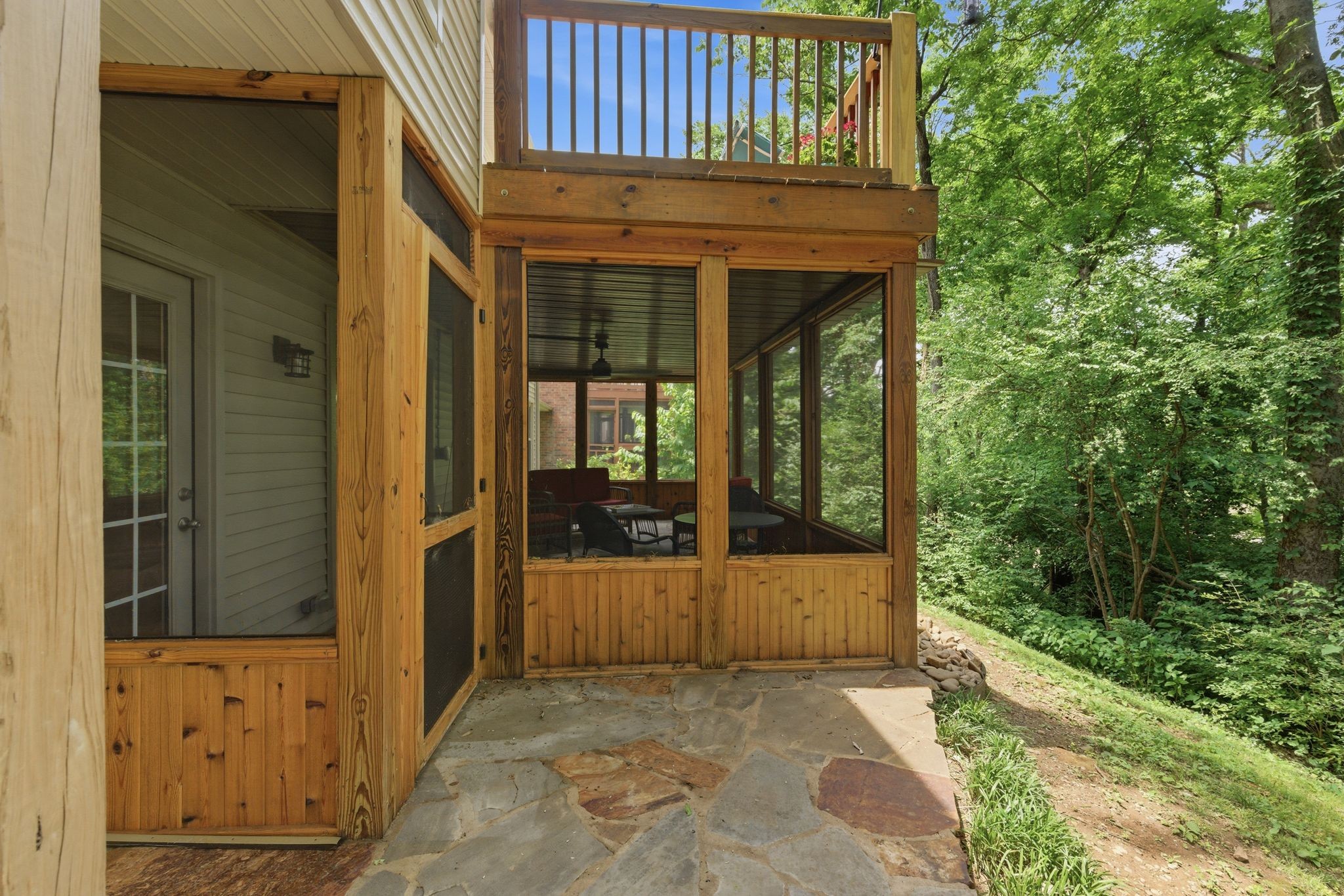 105 Stoneway Close