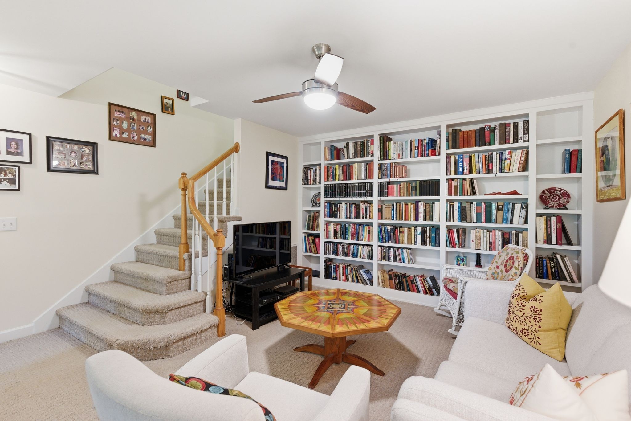 105 Stoneway Close