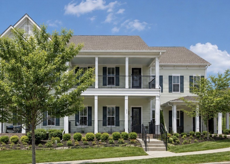2355 Fairchild Cir Unit: 102