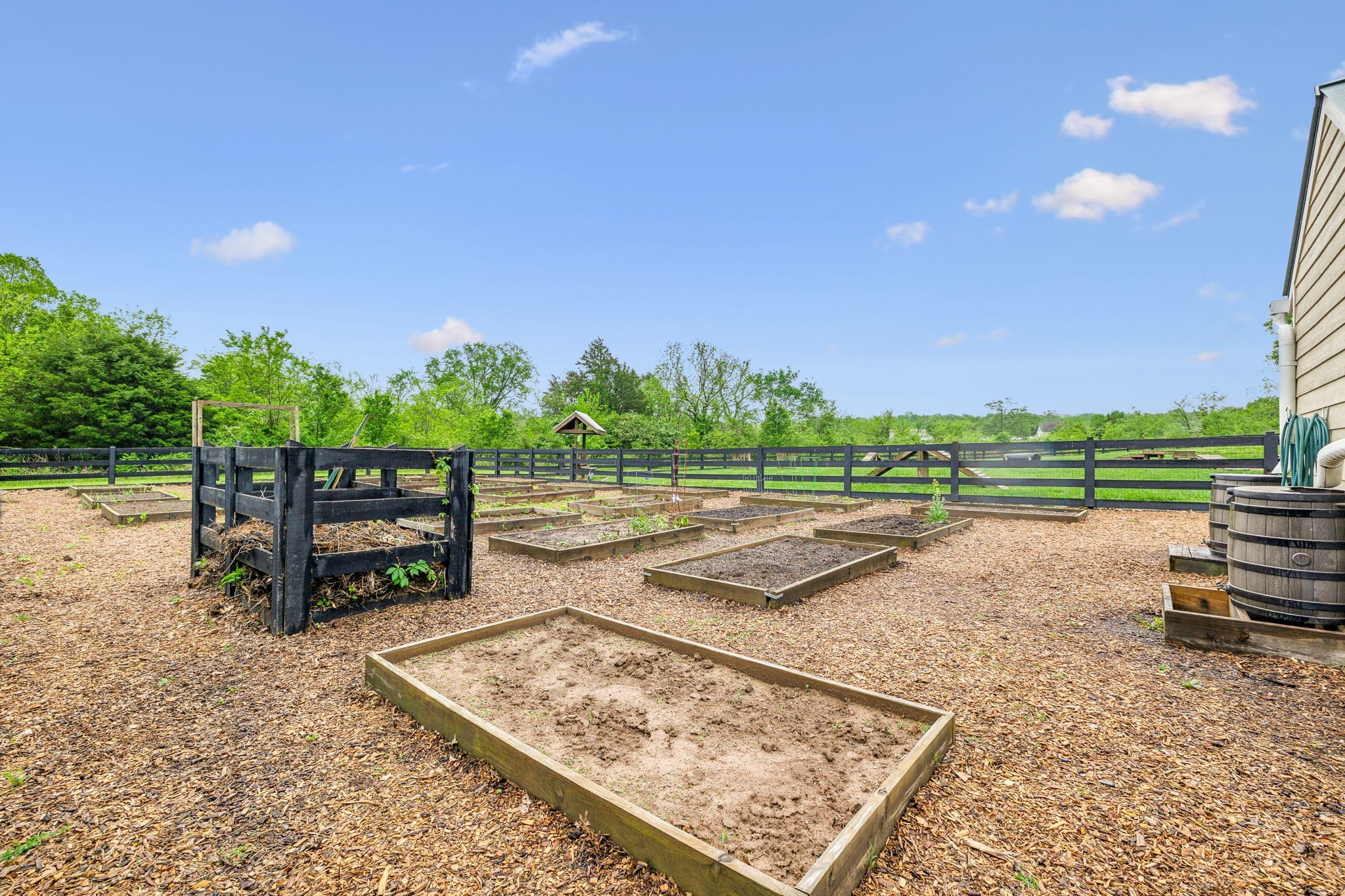 2355 Fairchild Cir Unit: 102