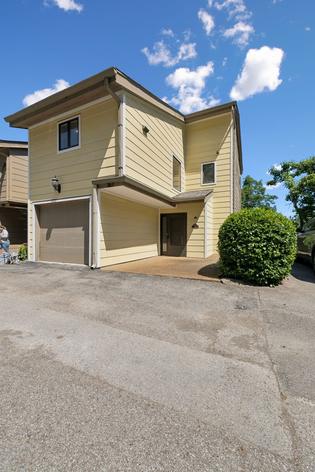 767 Harpeth Trace Dr
