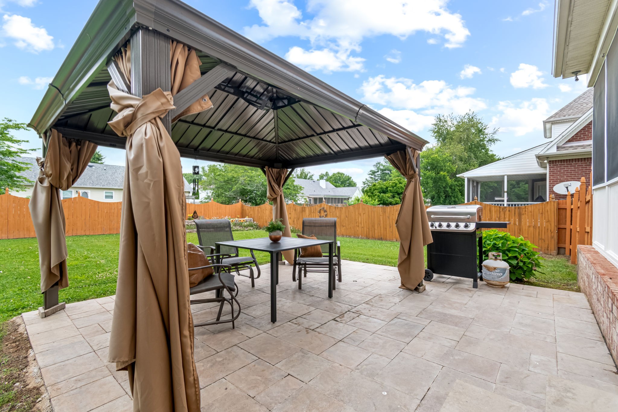 1018 Brixworth Dr