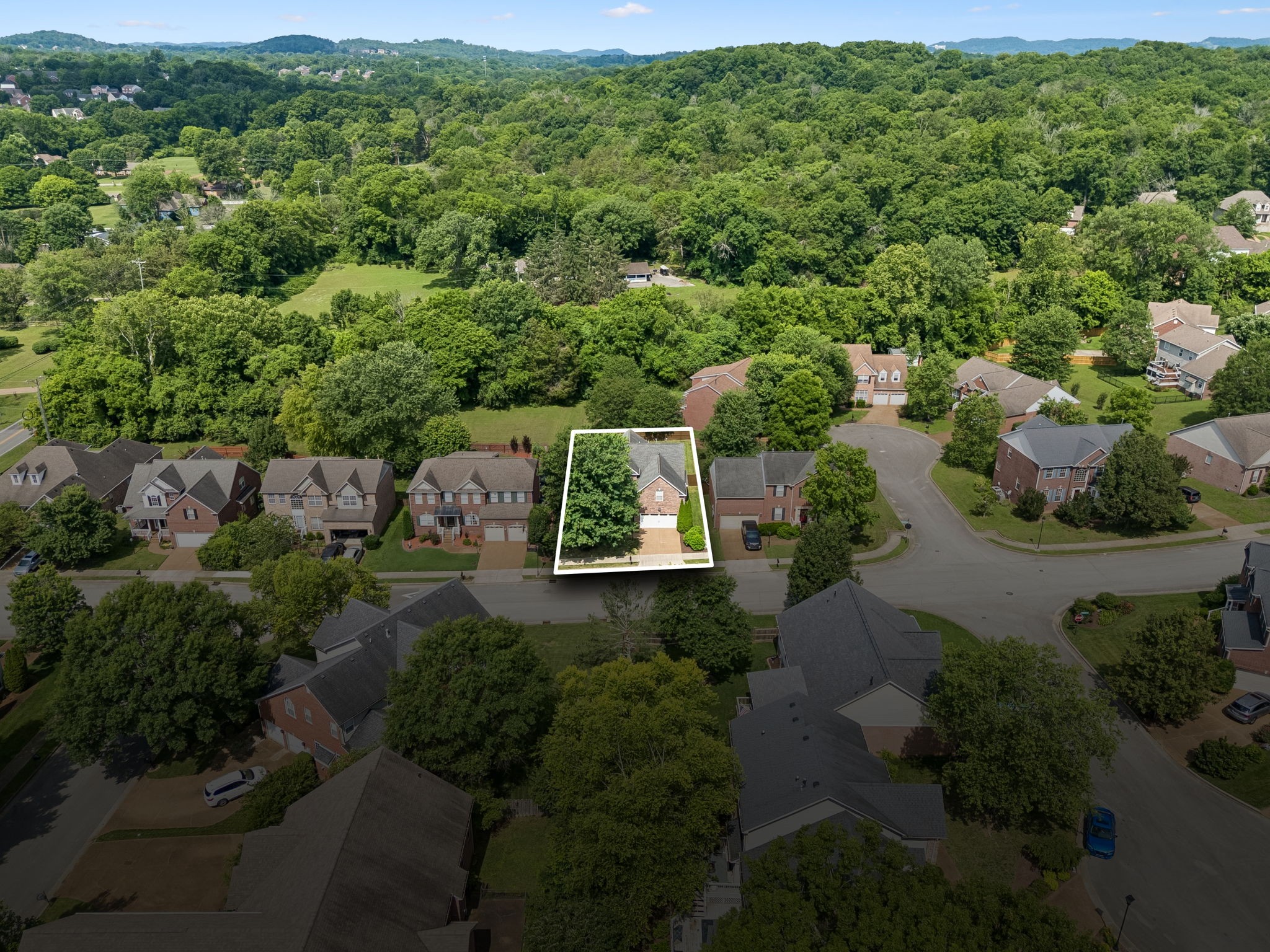2017 Sherbrooke Ln