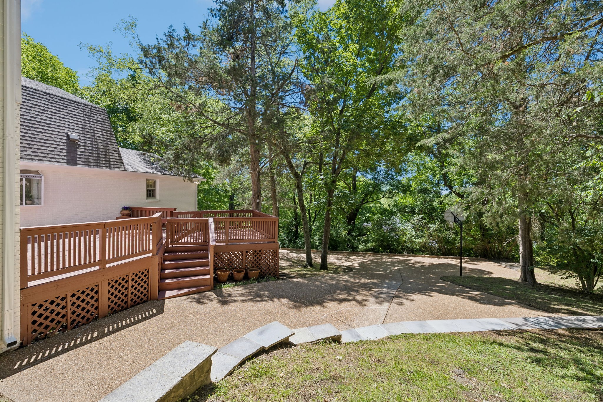 2397 Foxhaven Dr