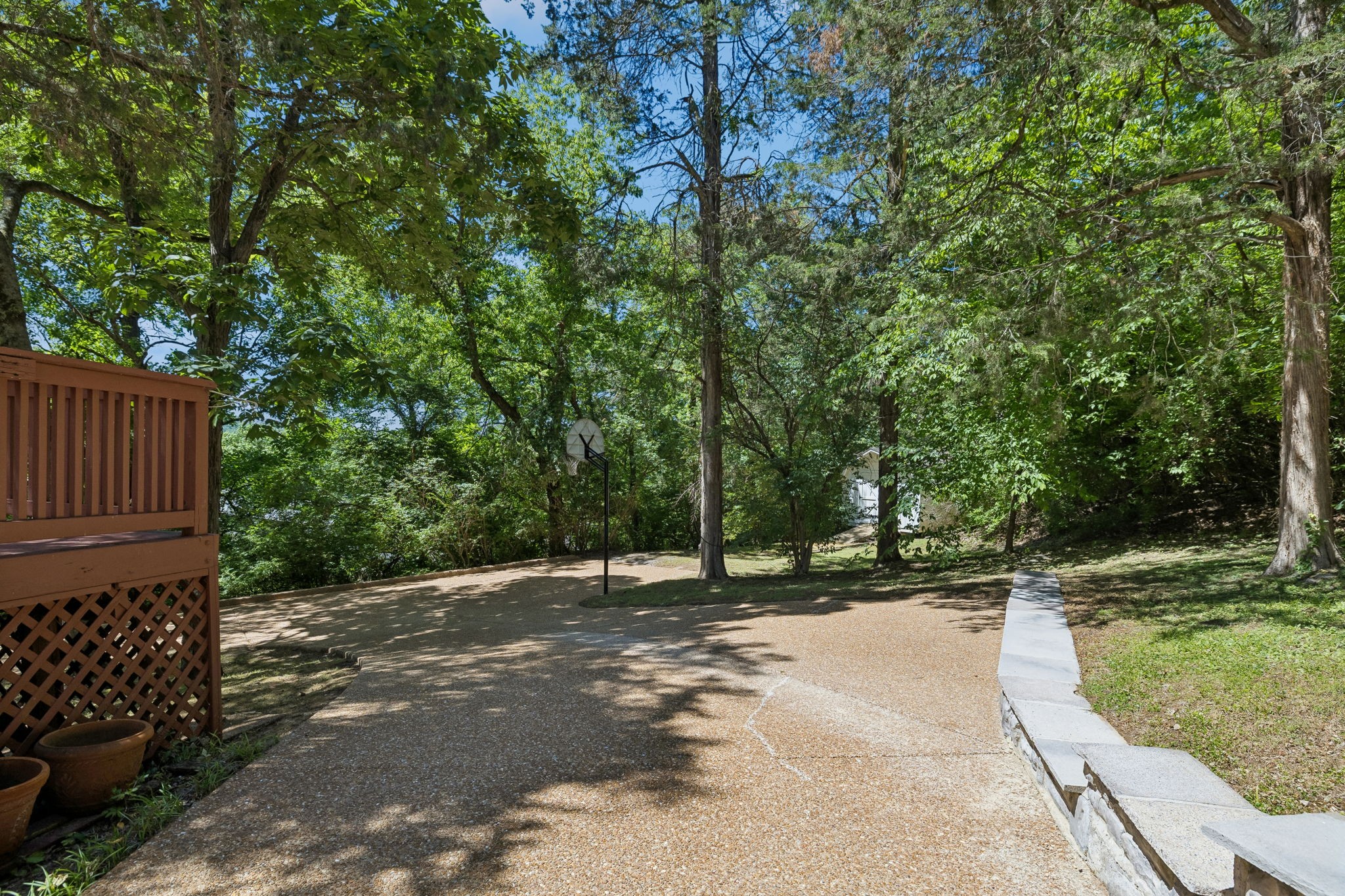 2397 Foxhaven Dr