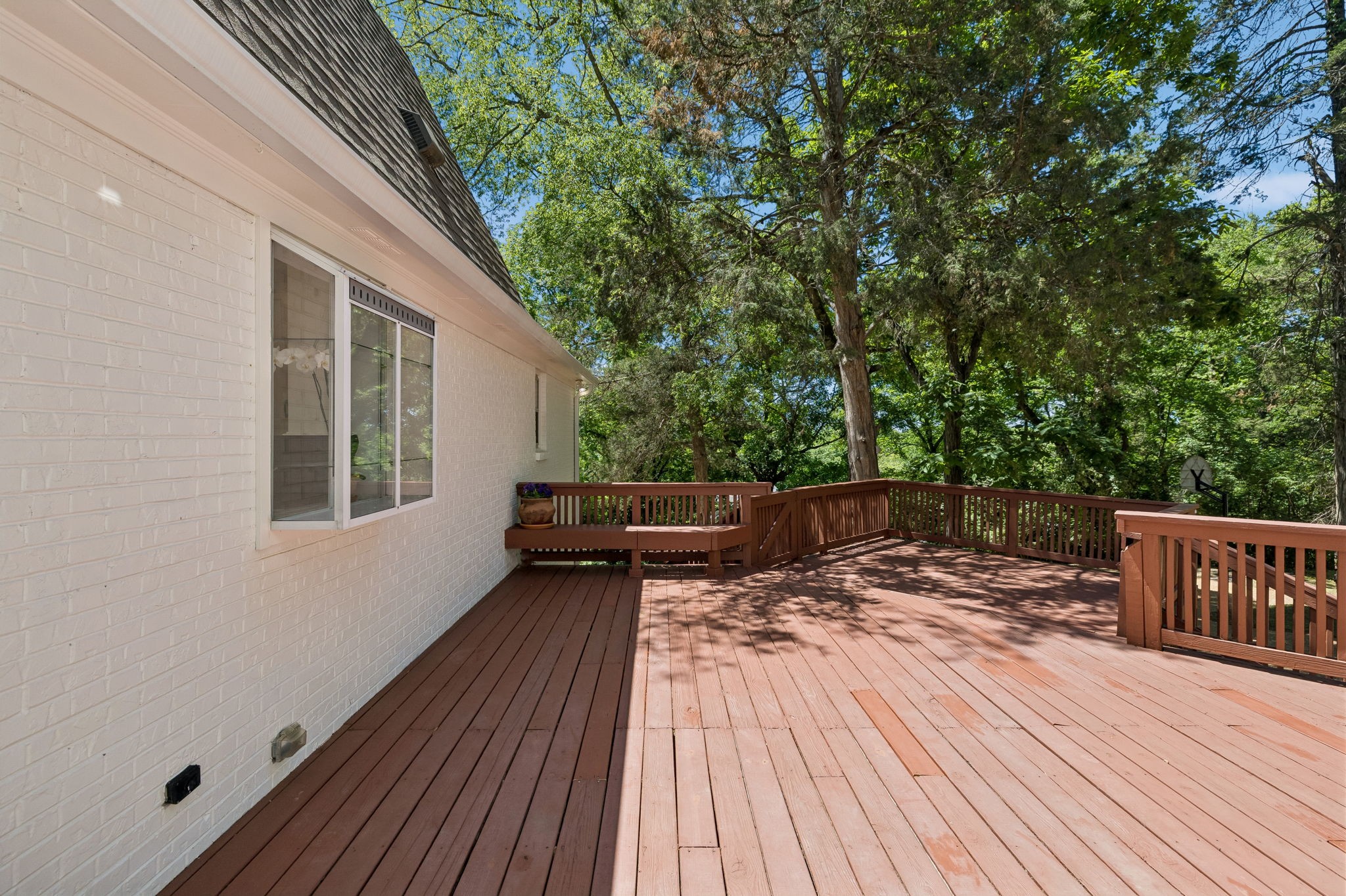 2397 Foxhaven Dr