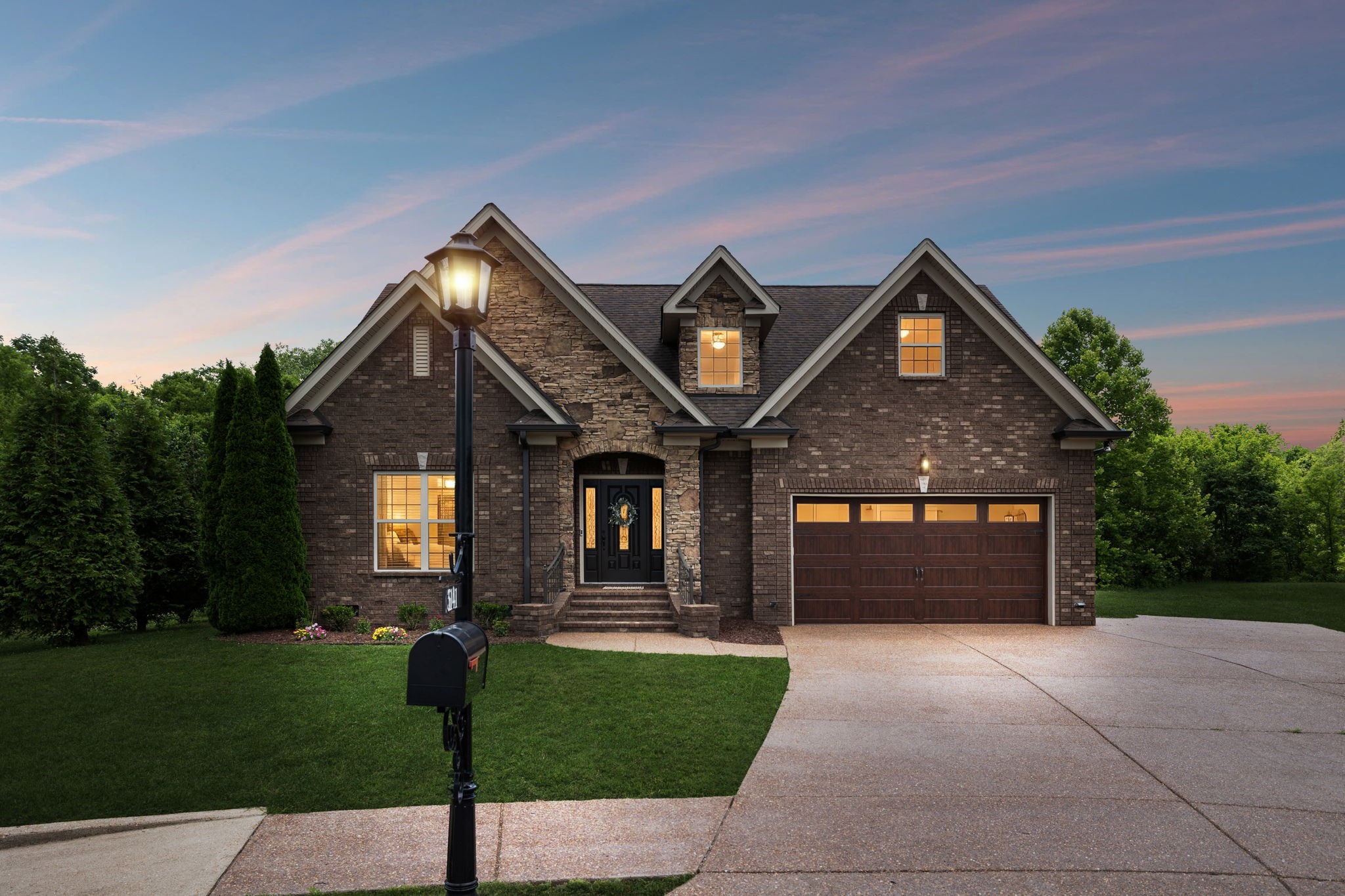 3141 Hidden Creek Dr