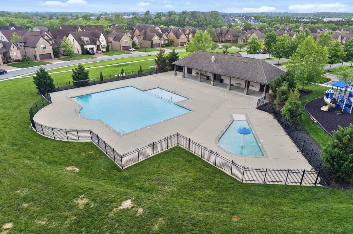 3141 Hidden Creek Dr