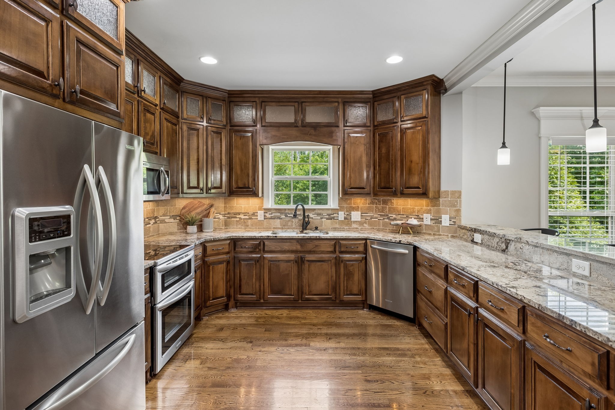 3141 Hidden Creek Dr