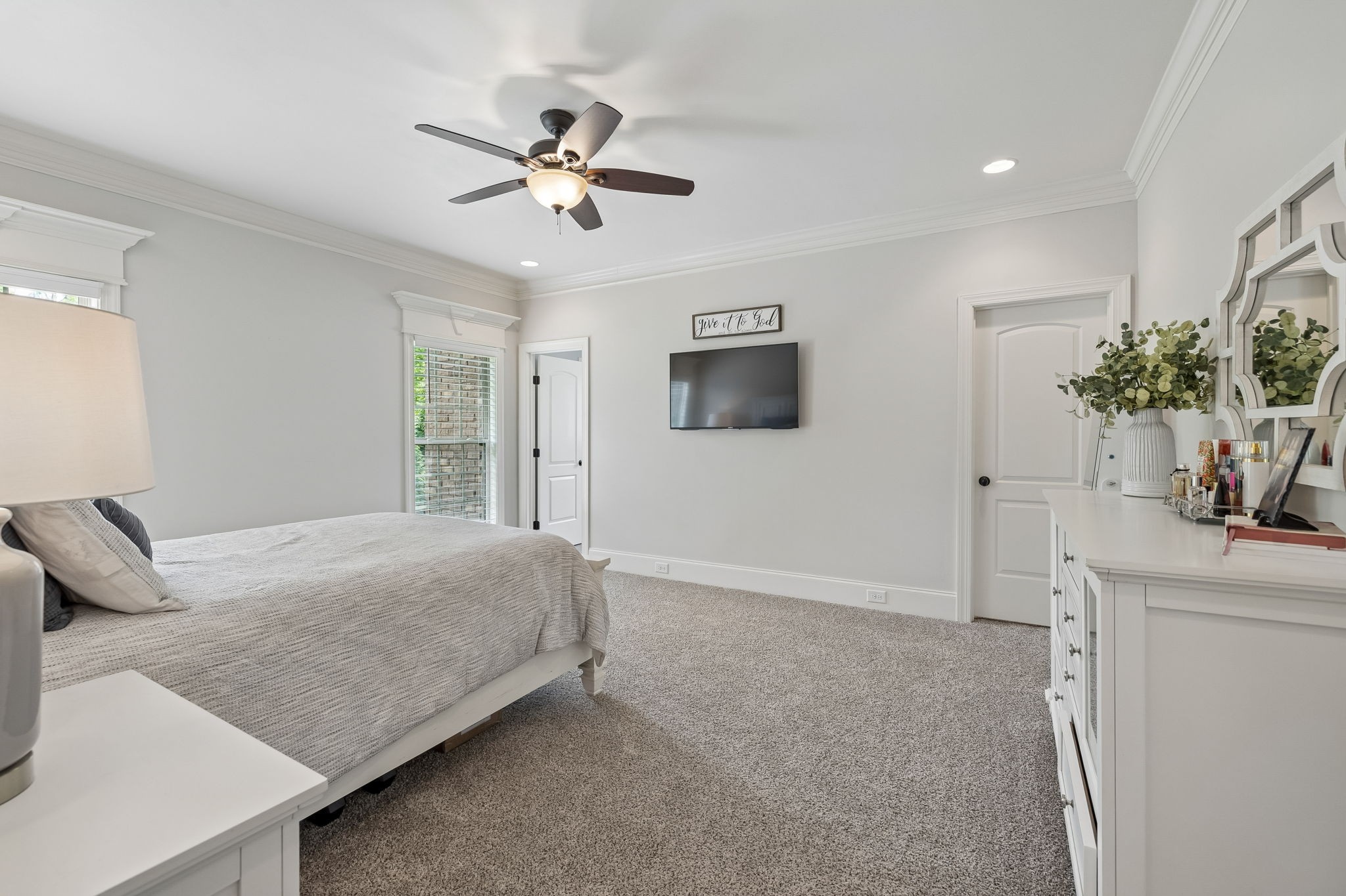 3141 Hidden Creek Dr