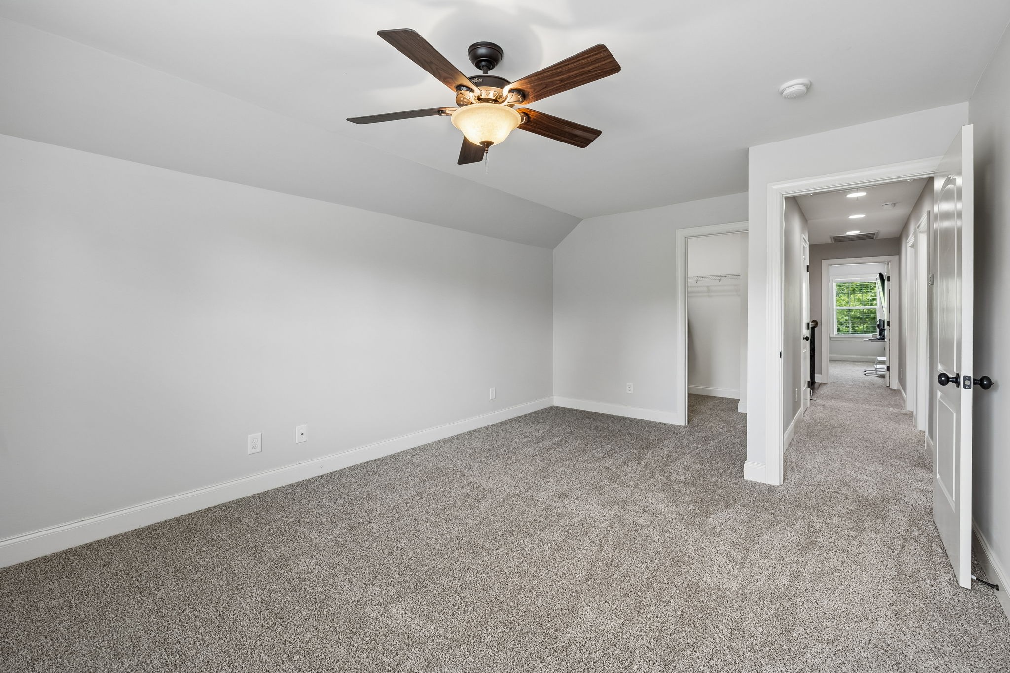3141 Hidden Creek Dr