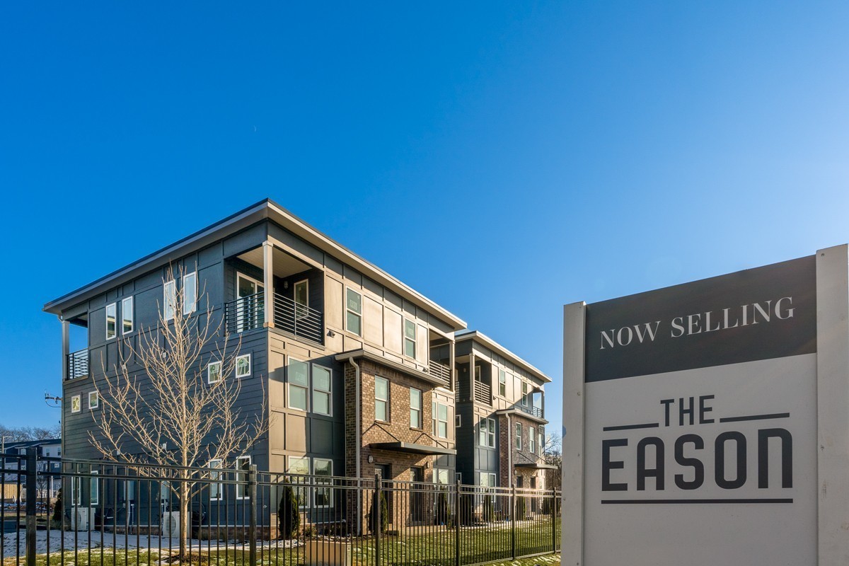 102 Duke St Unit: 8