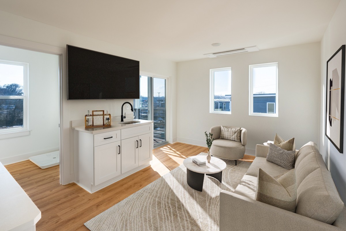 102 Duke St Unit: 8